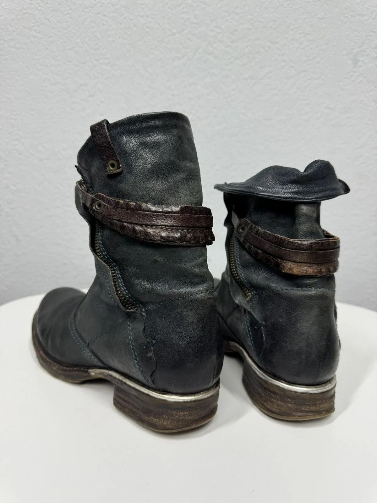 Hedi Slimane Vintage Leather Boots Ankle style Y2K Size US 7 / IT 37 - 6 Thumbnail