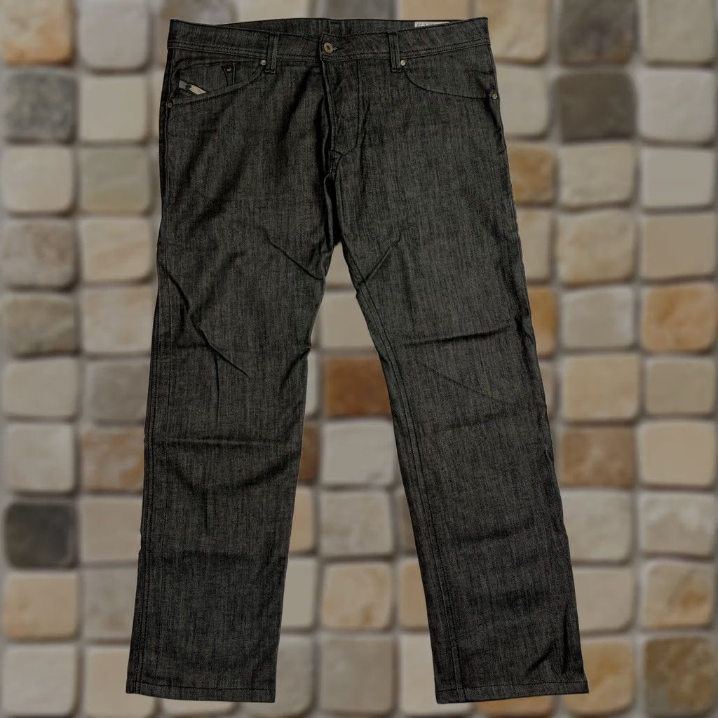 Diesel Diesel Darron Jeans Mens 36x32 Tagged Regular Slim-Tapered Blue Denim Pockets Logo Wash 0882 38x29 Size US 36 / EU 52 - 1 Thumbnail