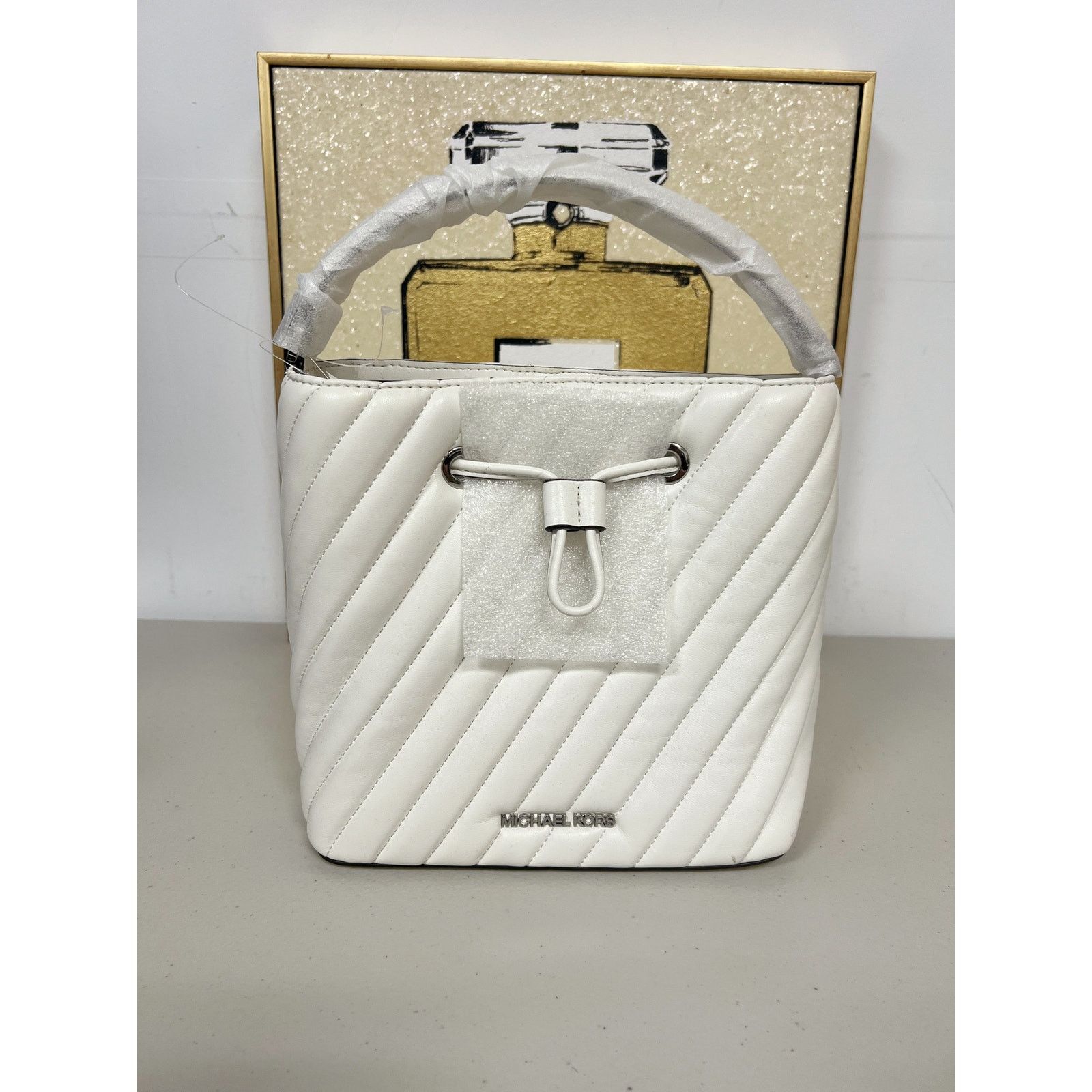 Michael Kors Michael Kors 35FOSU2M8U Suri Medium Bucket Crossbody Quilted Size ONE SIZE - 1 Thumbnail