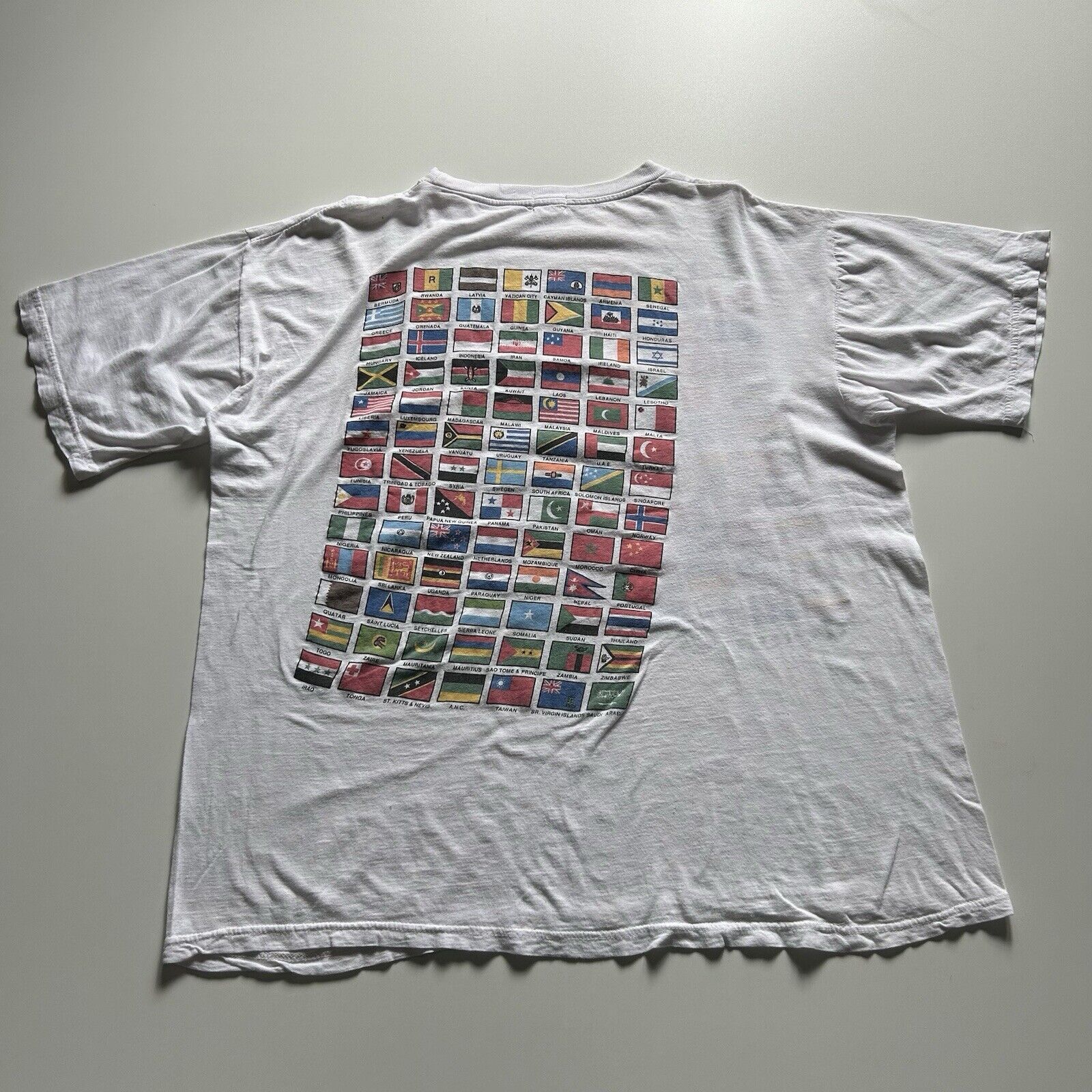 Vintage Vintage 90s Toronto World Class City Flag Graphic T Shirt XL Size US XL / EU 56 / 4 - 3 Thumbnail