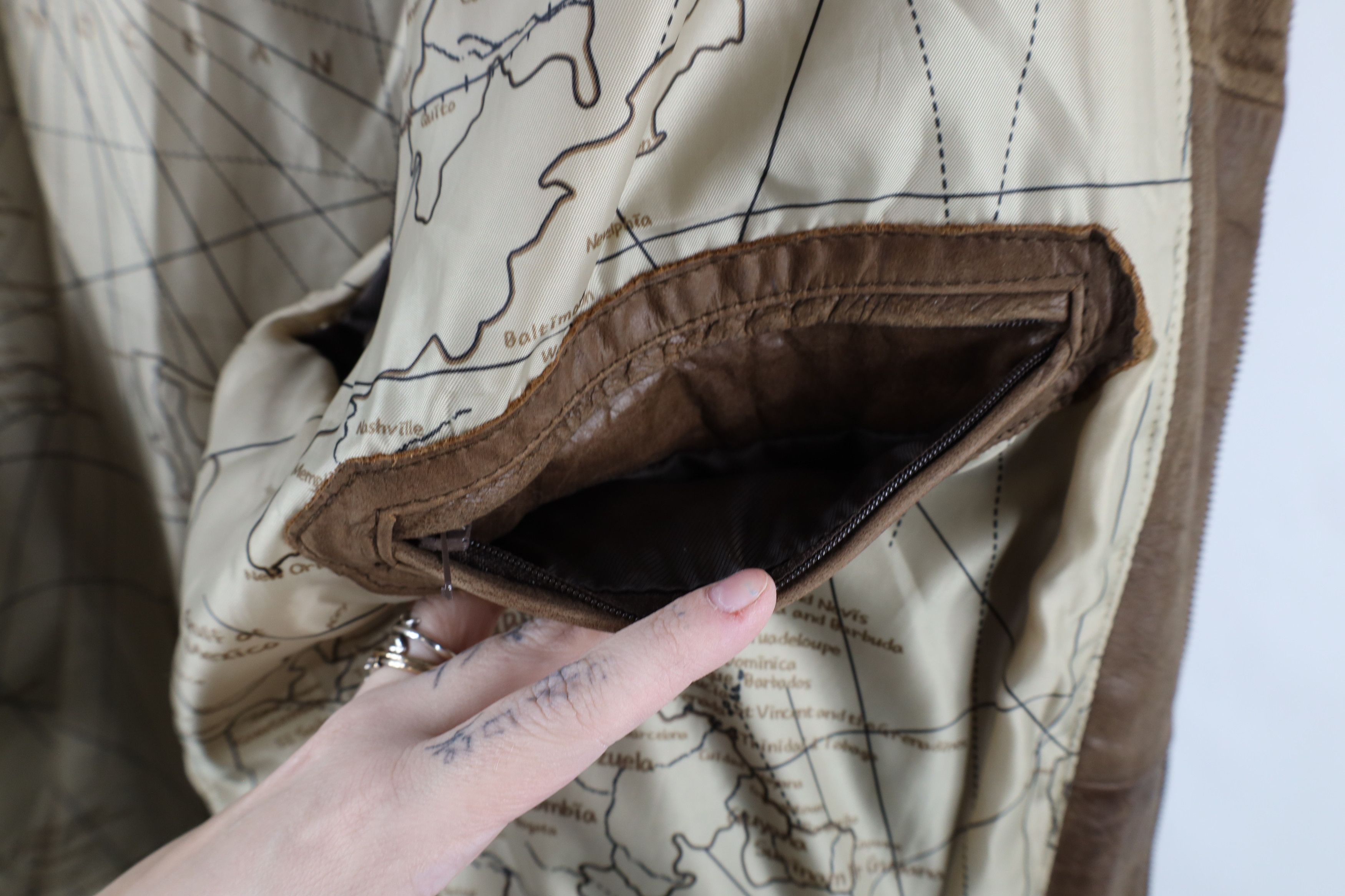 Vintage Vintage 90s Streetwear Leather Flight Bomber Jacket Brown Size US XL / EU 56 / 4 - 11 Thumbnail