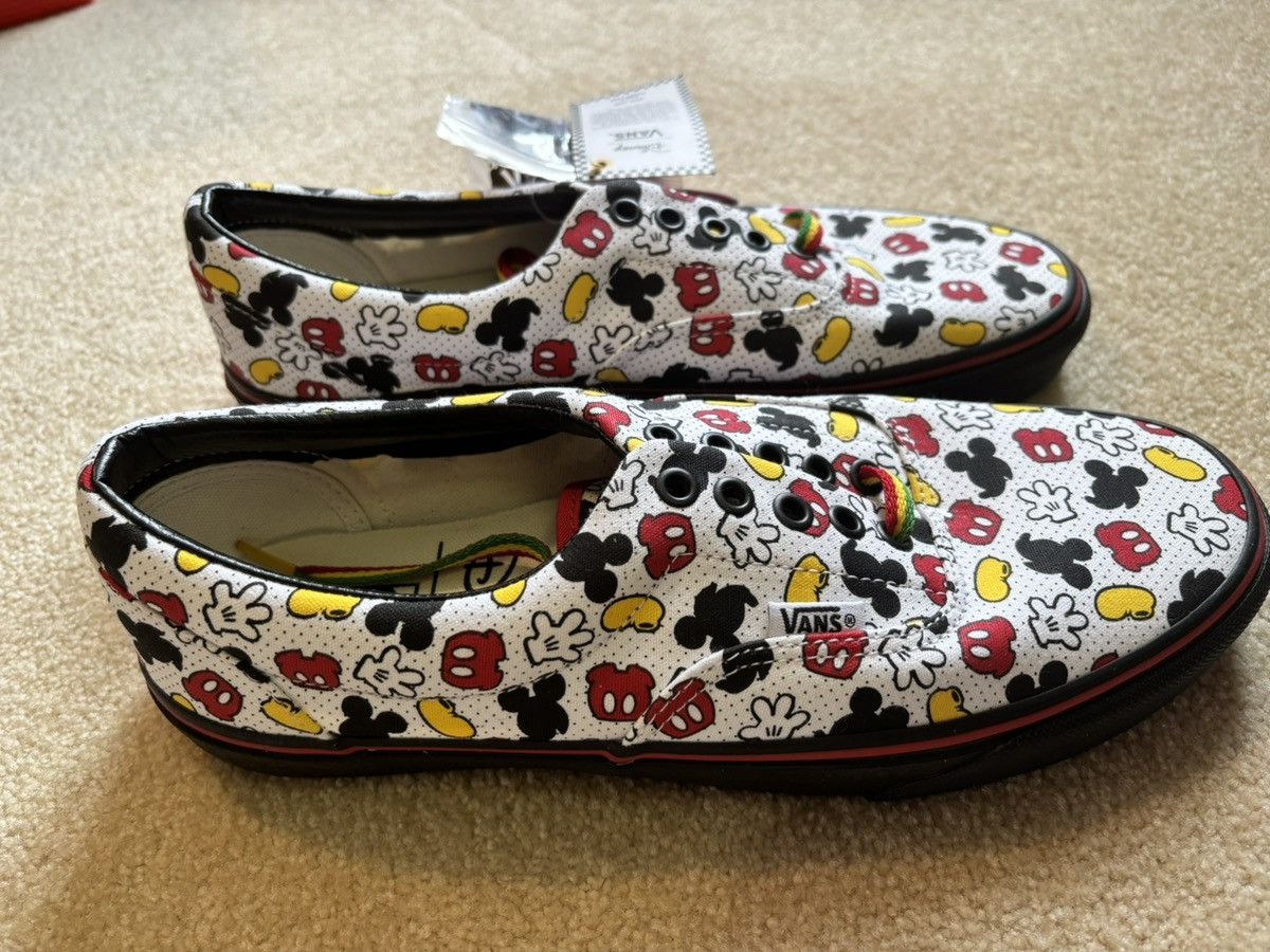 Disney × Vans Disney x Vans Off The Wall Shoes (M9.5) Size US 9.5 / EU 42-43 - 2 Thumbnail