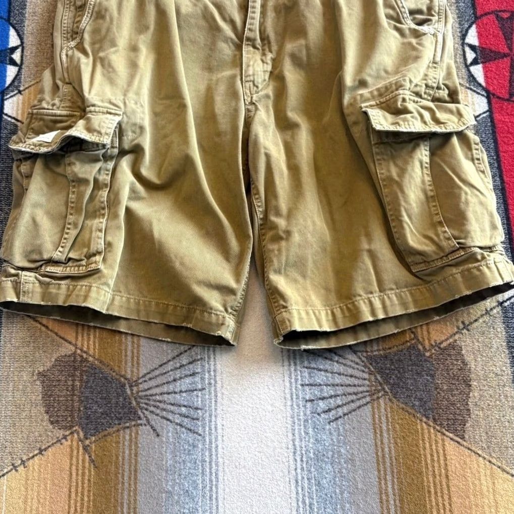 American Eagle Outfitters VINTAGE American Eagle Outfitters Cargo Shorts Size 36 Brown Khaki Mens y2k Size US 36 / EU 52 - 4 Thumbnail