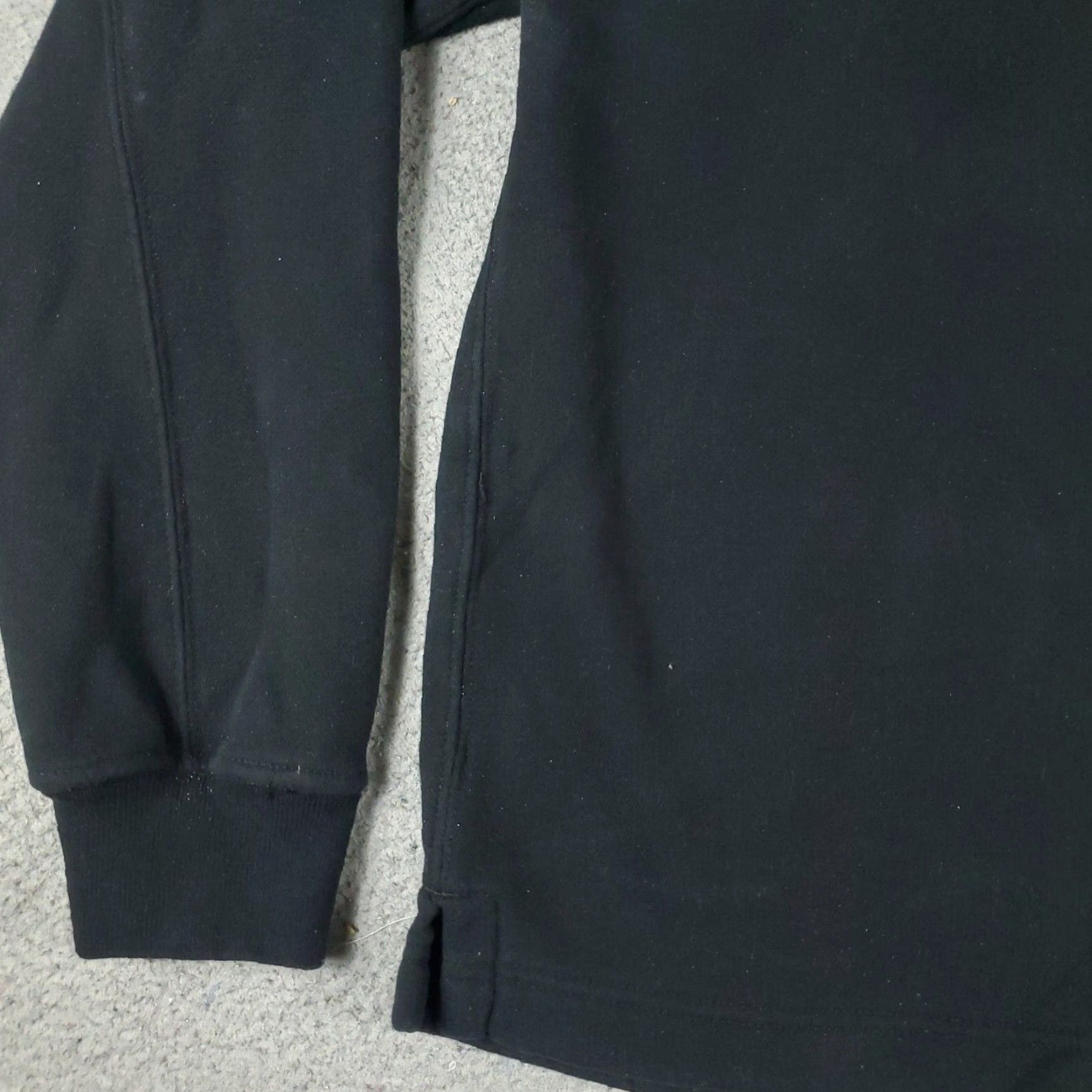 Abercrombie & Fitch Abercrombie & Fitch Sweater Mens Medium Black Long Sleeve Pullover Crew Neck Cotton Blend Size US M / EU 48-50 / 2 - 3 Thumbnail