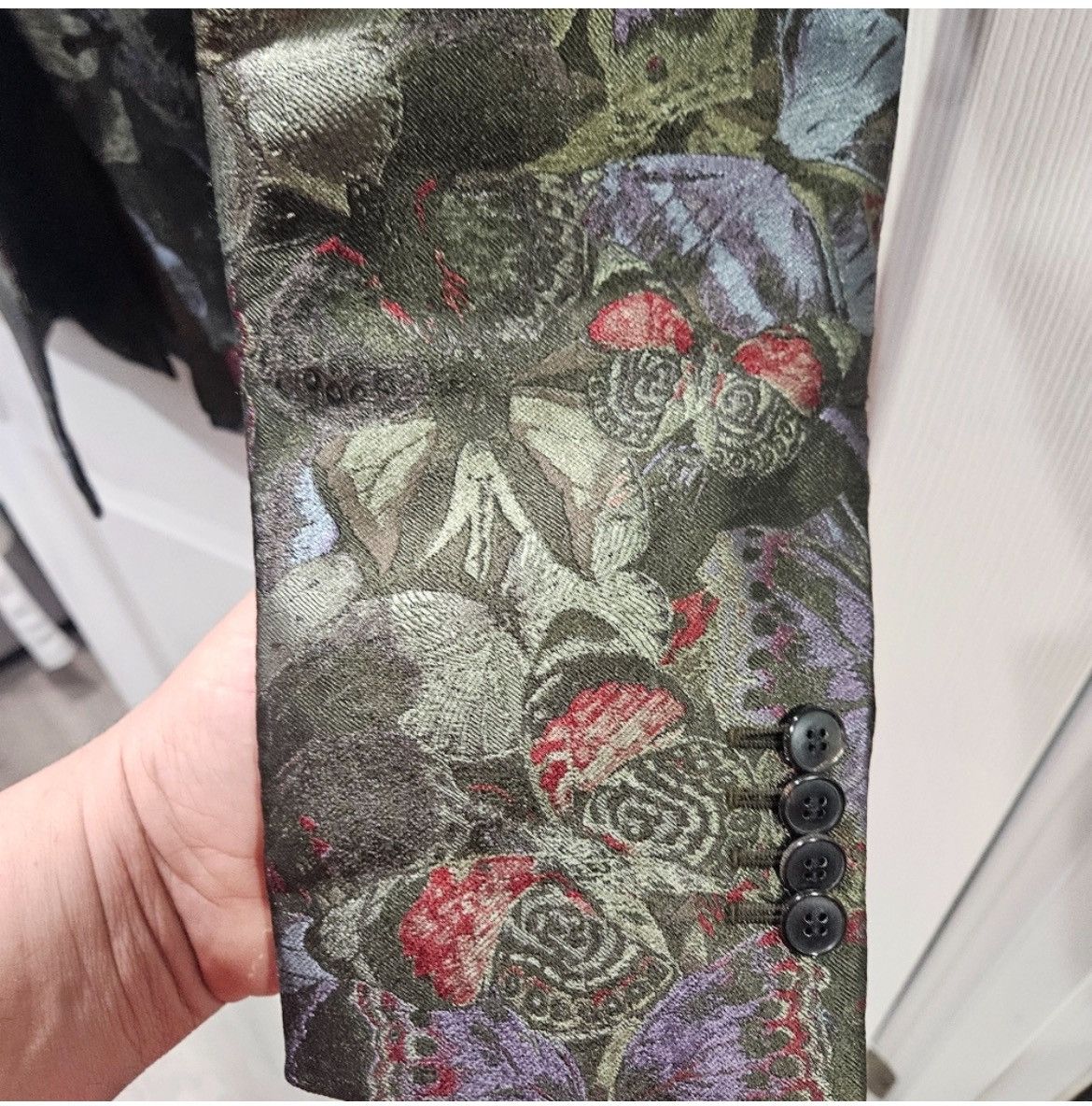 Valentino Valentino men Two Piece suits Size 36R - 15 Thumbnail