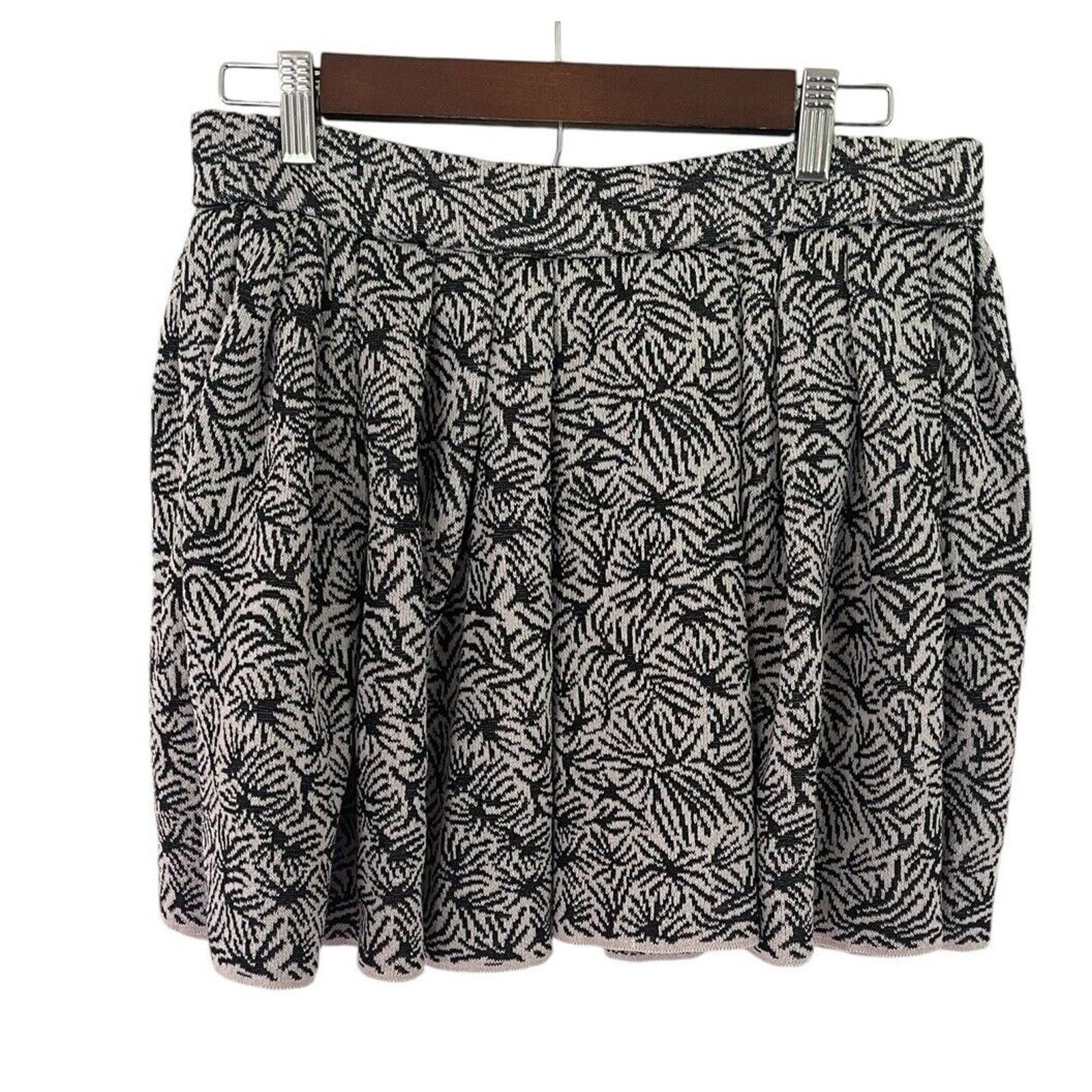Other Thierry Colson Wool Mini Skirt Black Cream Pleated Small Size 27" / US 4 / IT 40 - 1 Thumbnail