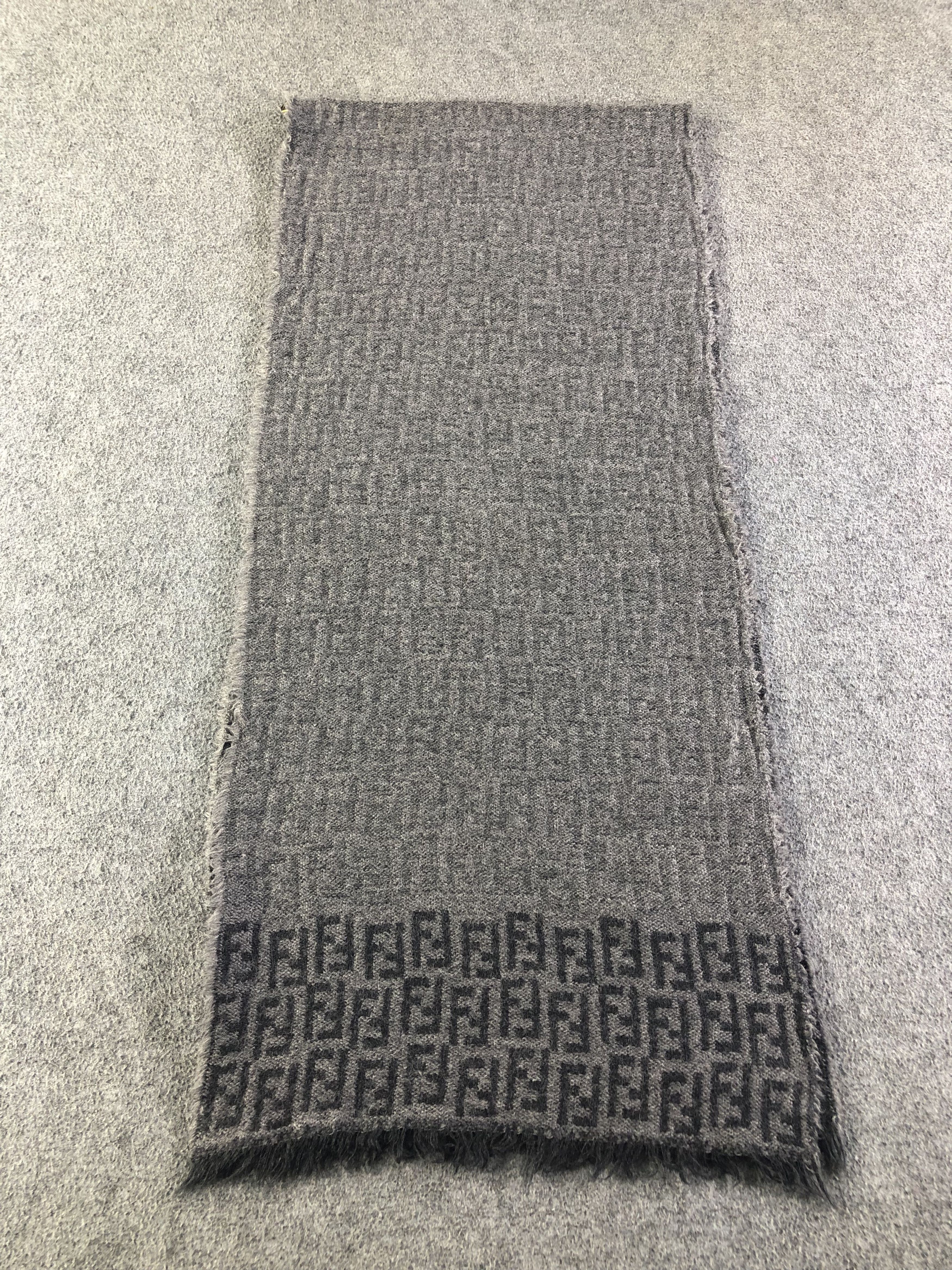 Fendi Fendi Monogram Scarf / Muffler / Neckwear SS1273 Size ONE SIZE - 2 Thumbnail