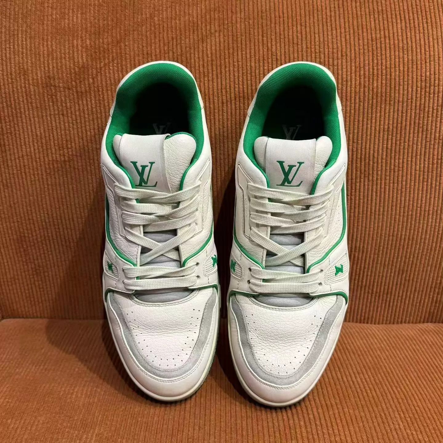 Louis Vuitton LV Trainer White Green 42 Good Condition Size US 9 / EU 42 - 4 Thumbnail