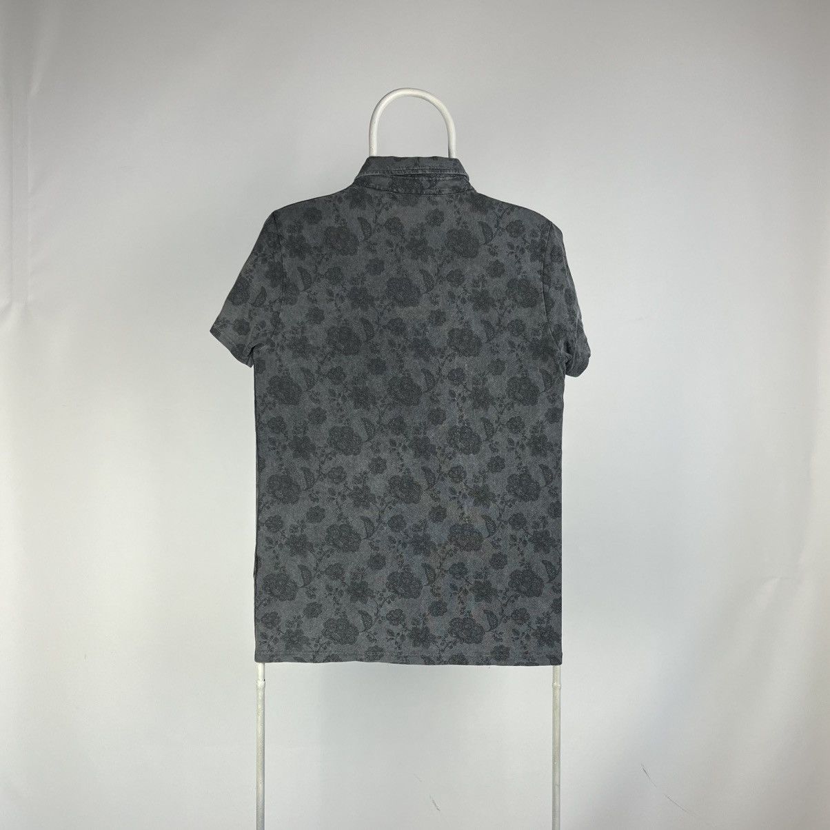 Daniele Fiesoli Daniele Fiesoli italia polos multi logo roses size Small Size US S / EU 44-46 / 1 - 2 Thumbnail