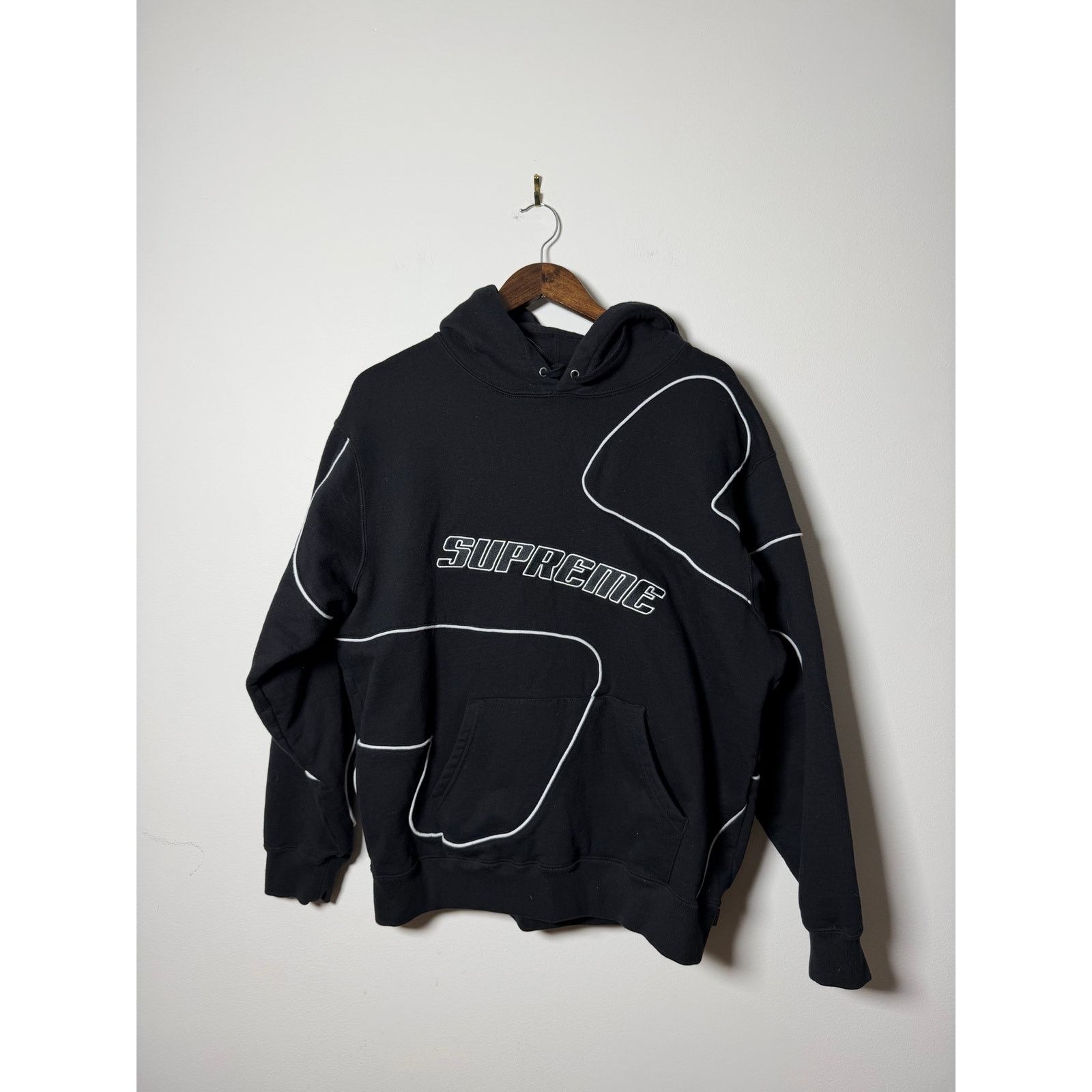 Supreme Supreme Pitbulls Embroidered Hooded Sweatshirt Black | Grailed
