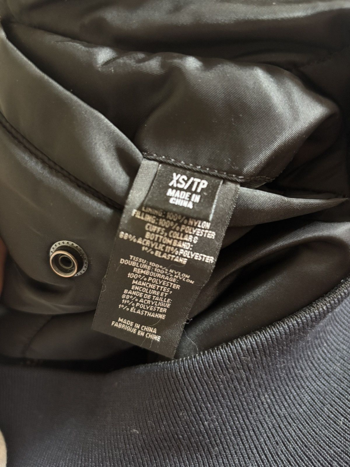 Alpha Industries × Vetements Vetements AW21 Reversible Cropped Bomber MA-1 Flight Bomber Size US XS / EU 42 / 0 - 9 Thumbnail