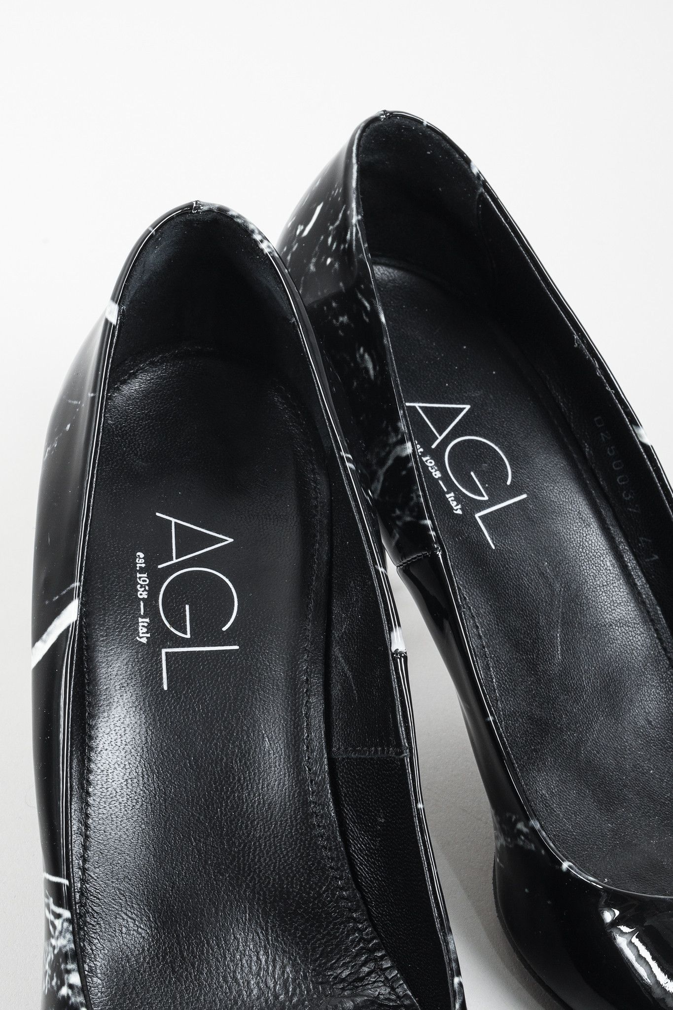 AGL AGL Isoldie Black Marble Pump Size US 11 / IT 41 - 9 Thumbnail