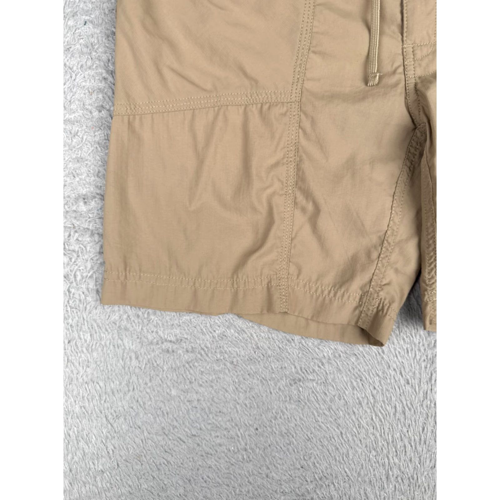 The North Face The North Face Women’s Shorts Cargo Beige 29x7 100% Nylon Canvas Quick Dry Breathable Pockets Hiking Outdoor Activewear Regular Size 4 Womens Size 27" / US 4 / IT 40 - 3 Thumbnail