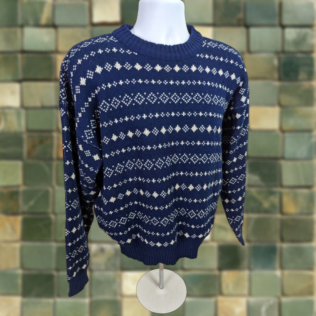 Vintage VINTAGE The Men's Store Sweater Shirt Mens Medium Blue Fair Isle Crewneck Pullover S11 Size US M / EU 48-50 / 2 - 1 Thumbnail