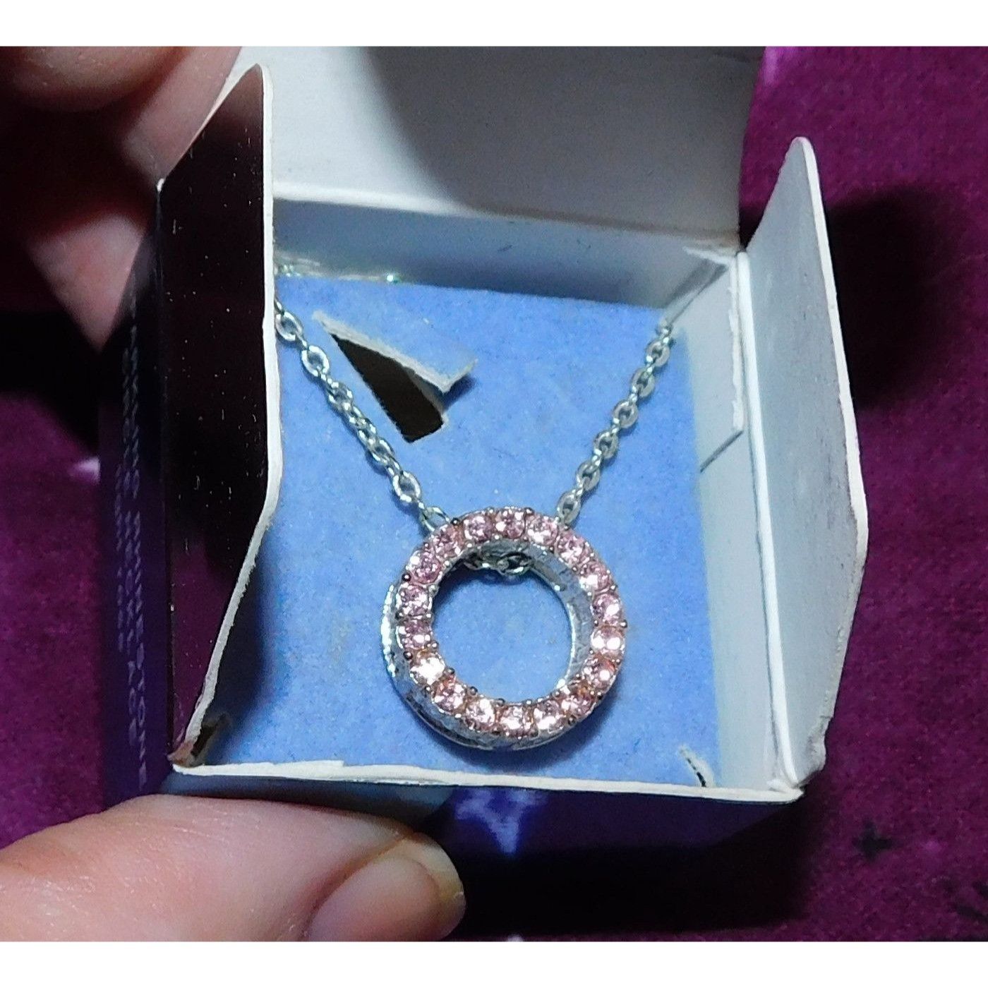 Other Avon Light Rose Sparkling Rhinestone Circle Necklace Size ONE SIZE - 6 Thumbnail