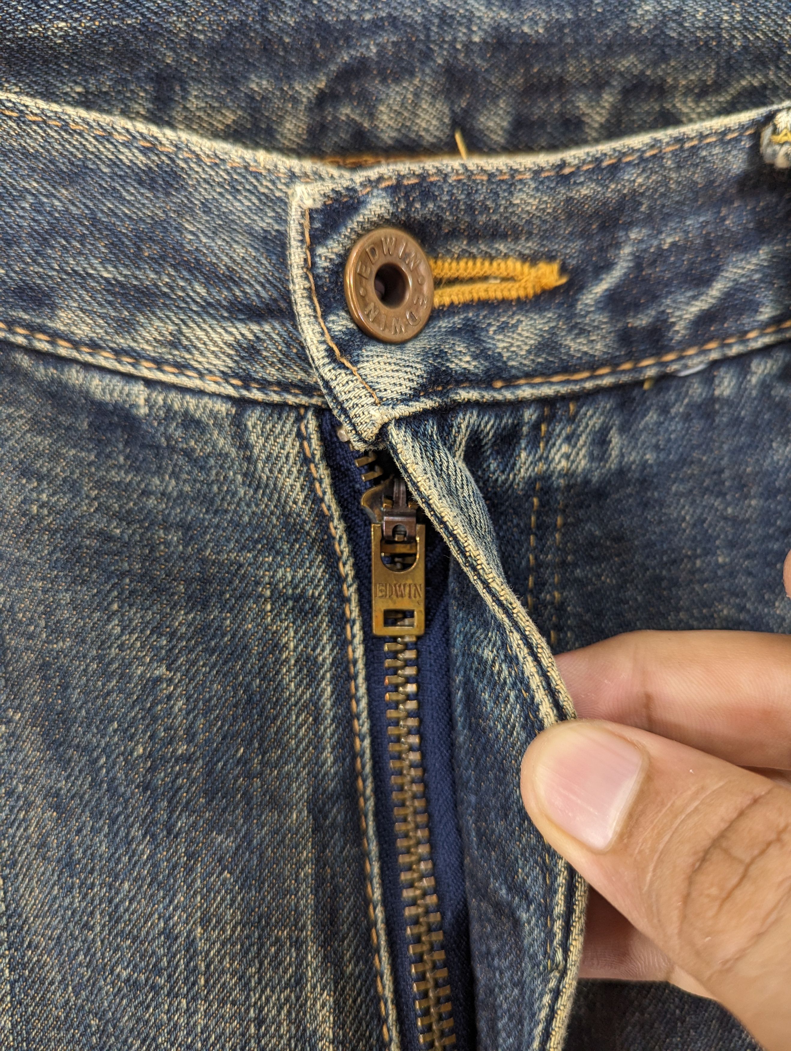 Edwin Vintage Edwin 505 X Distressed Selvedge Dirty Blue Jean Size US 35 - 9 Thumbnail
