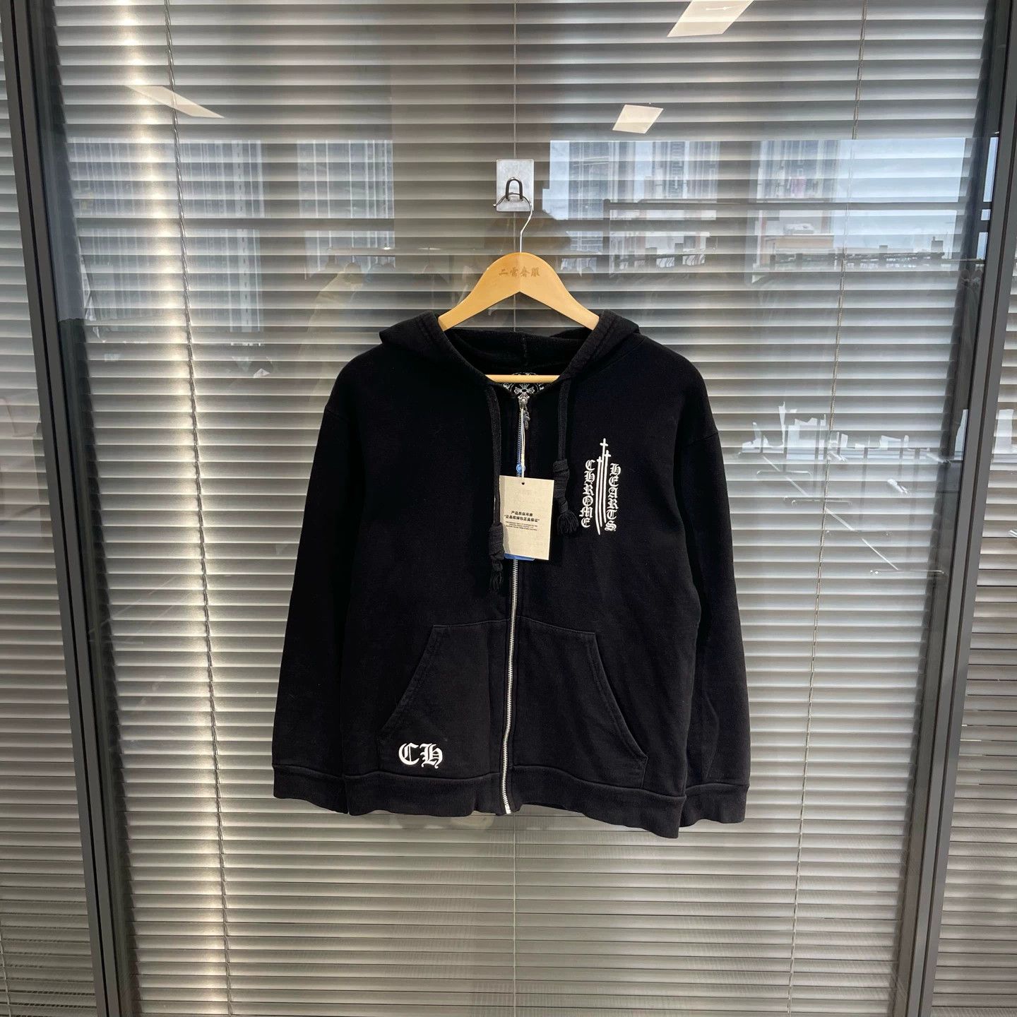 Chrome Hearts Chrome Hearts Black Triple Dagger Sanskrit Zip Jacket M Size US M / EU 48-50 / 2 - 1 Thumbnail