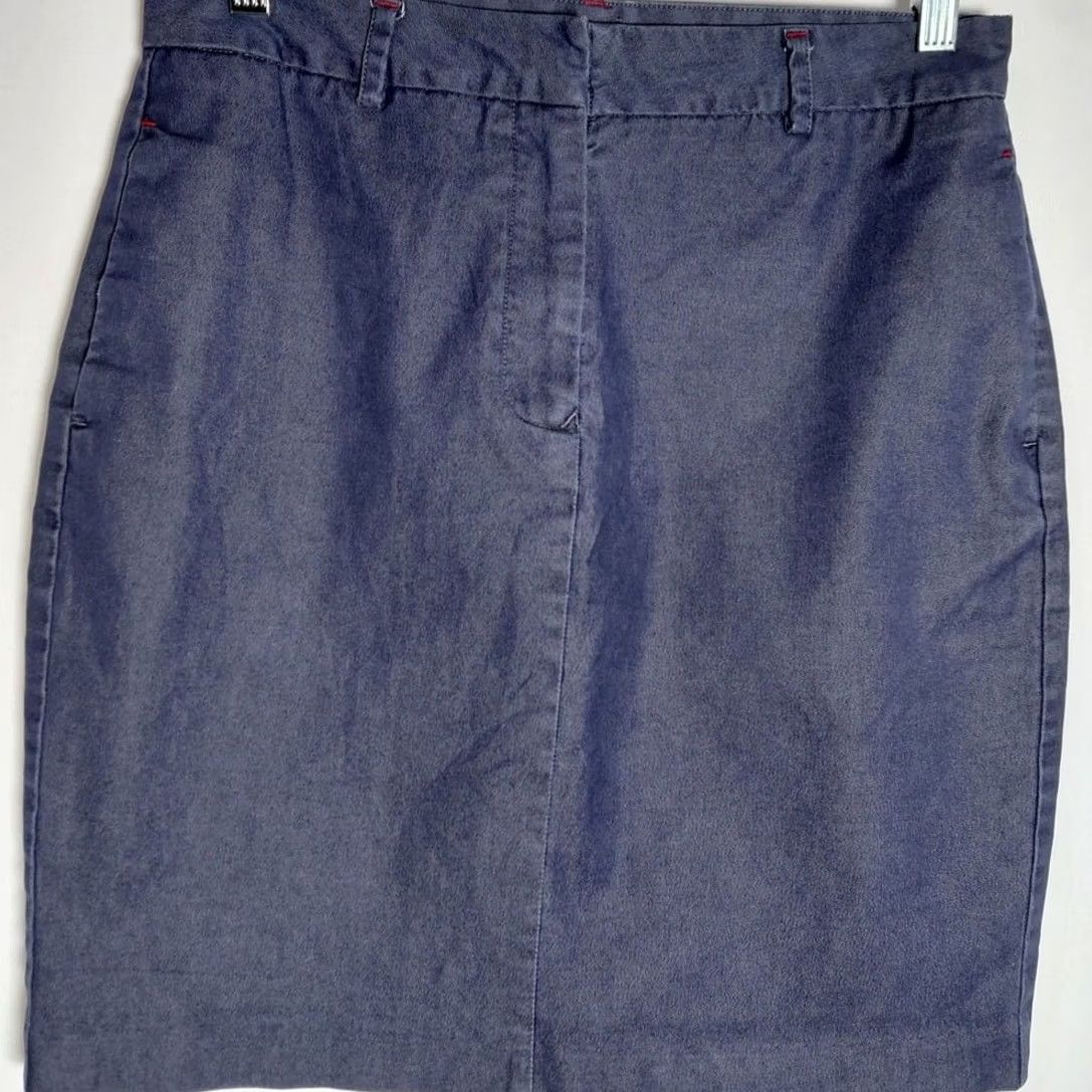 Tommy Hilfiger TOMMY HILFIGER Denim Skirt Blue Women Solid Size 6 Knee Length Mini Casual Summer Spring Skirt Womens Size 28" / US 6 / IT 42 - 2 Thumbnail