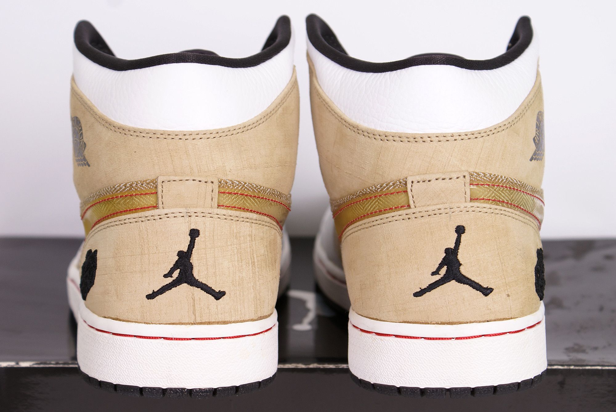 Jordan Brand 2008 Nike Air Jordan 1 Retro FATHERS DAY Tweed 325514 101 Size US 12 / EU 45 - 6 Thumbnail