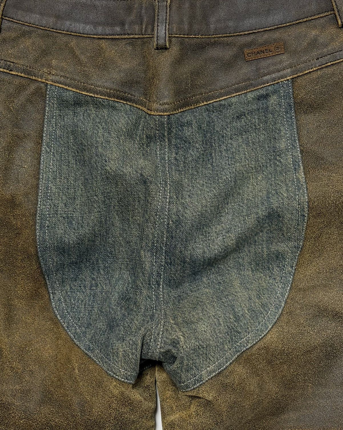 Chanel CHANEL Fall Winter 2000 Leather × Denim Hybrid Shorts Size 27" / US 4 / IT 40 - 4 Thumbnail