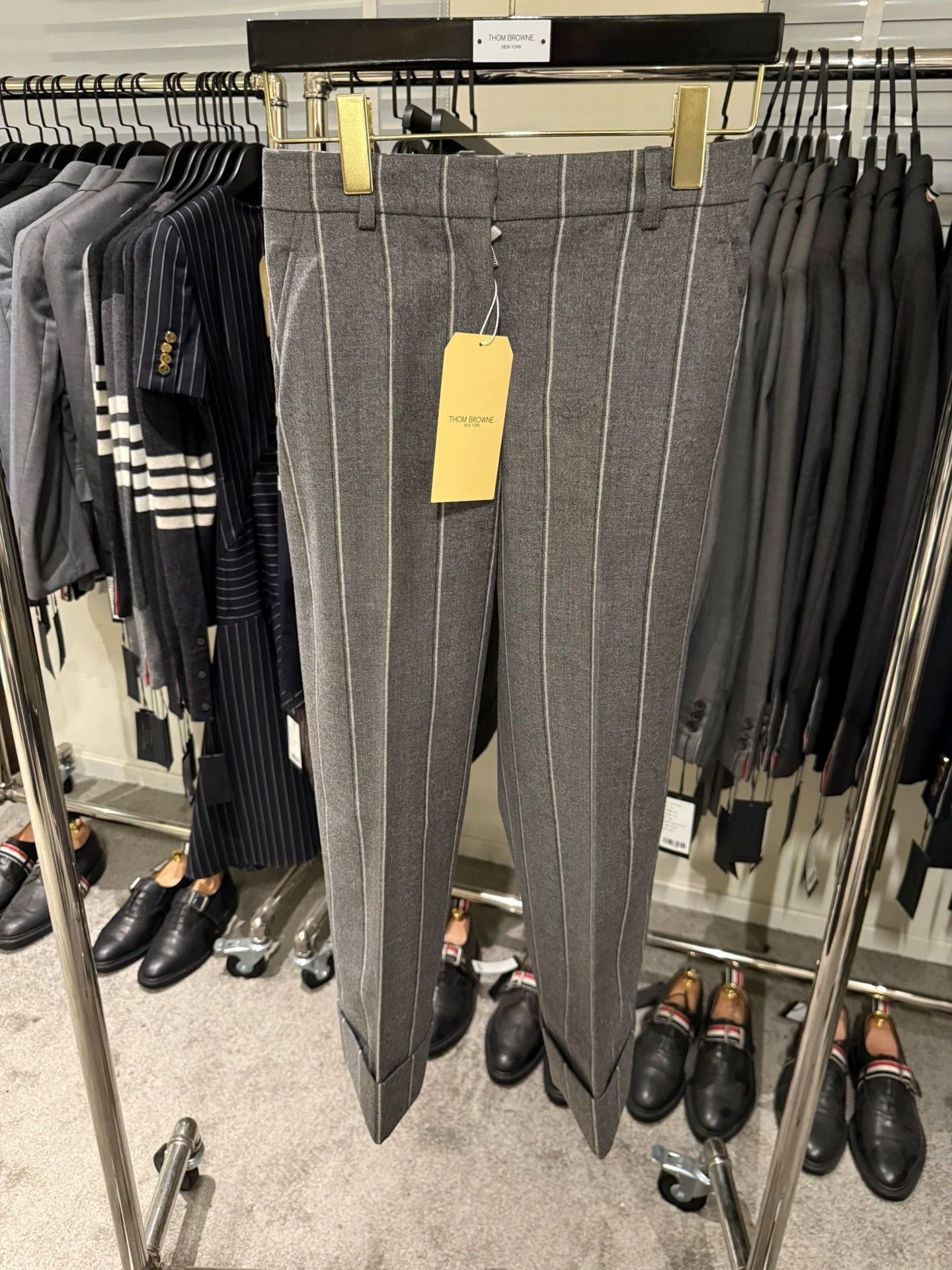 Thom Browne Thom Browne Wmns Rare Med Gray Stripe Trousers Size36 Size 25" / US 0 / IT 36 - 1 Thumbnail