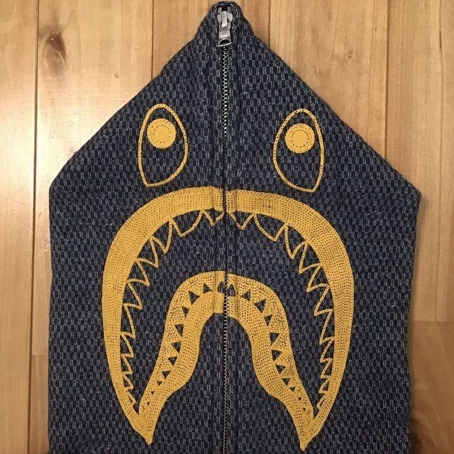 Bape 2020 BAPE Navy Shark Full Zip Hoodie a bathing ape Size US L / EU 52-54 / 3 - 2 Thumbnail