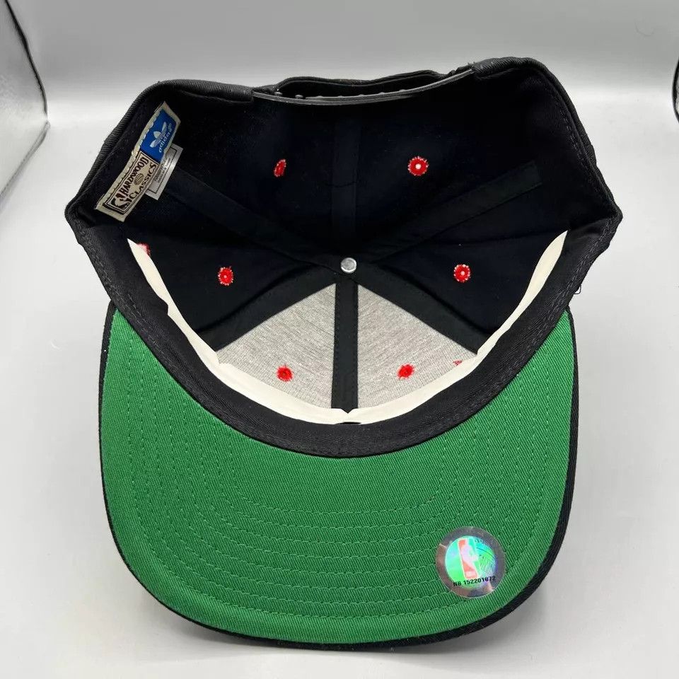 Adidas Chicago Bulls Hat Men Embroidered Logo Adidas Snap Back Cap Size ONE SIZE - 4 Thumbnail