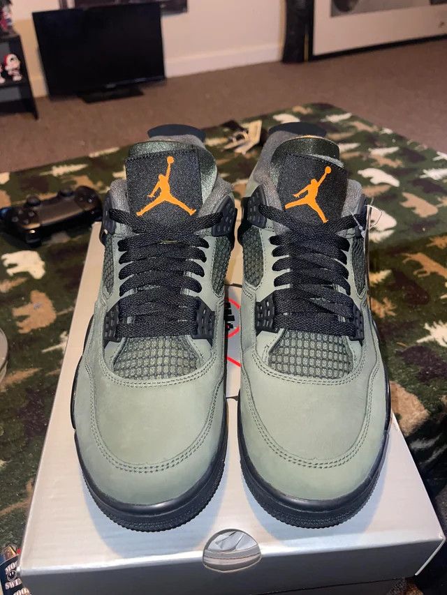 Nike × Undefeated Undefeated X Air Jordan4 Size US 11 / EU 44 - 2 Thumbnail