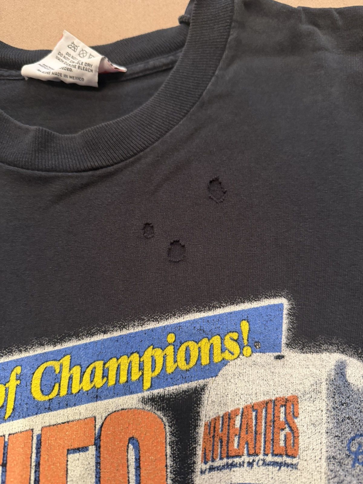 Vintage Vintage Dale Earnhardt ‘Wheaties’ Tee Size US XL / EU 56 / 4 - 4 Thumbnail