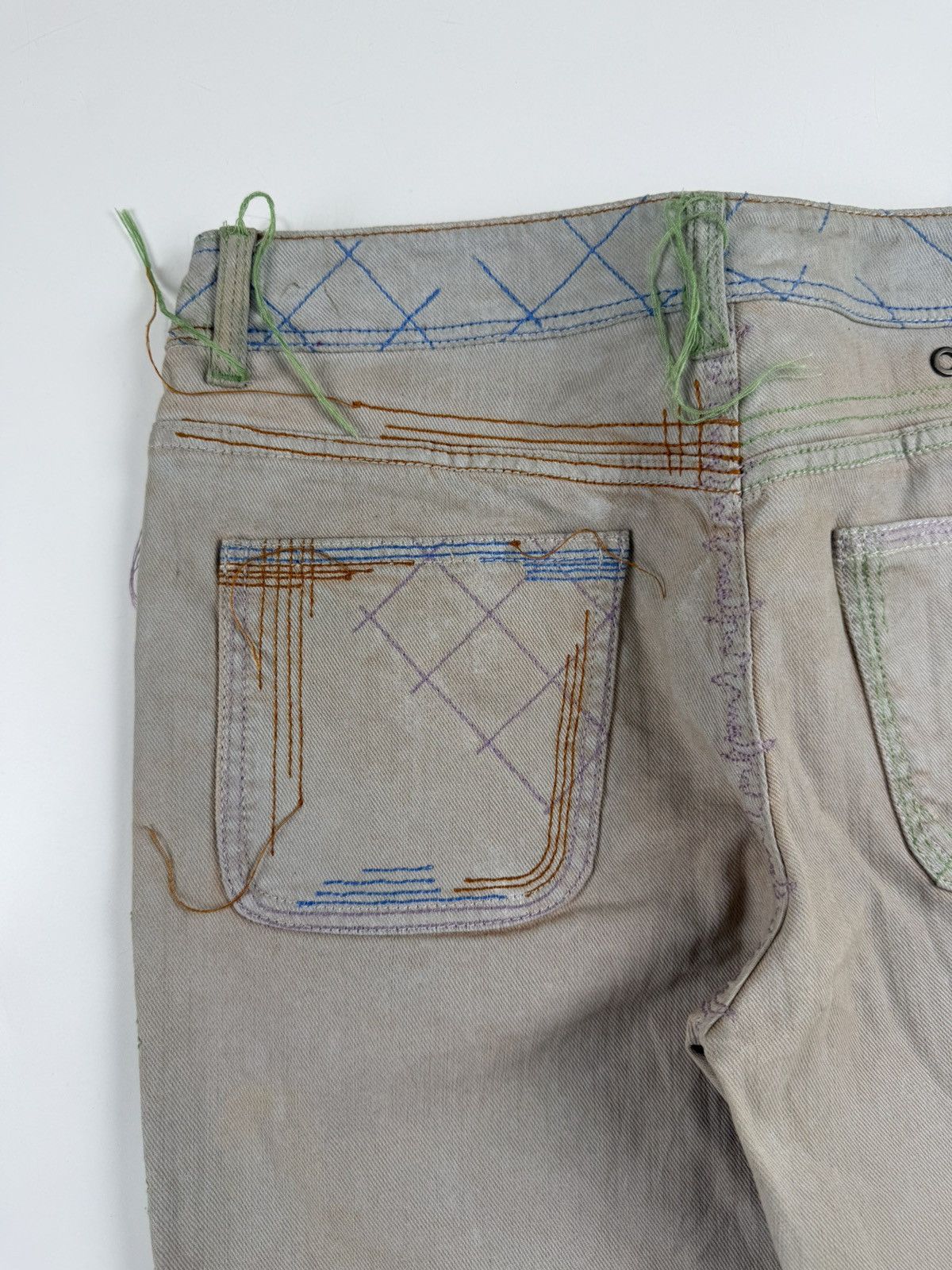 Chanel Chanel Washed Out Denim Distressed Embroidery Detail Jeans Size 28" / US 6 / IT 42 - 10 Thumbnail