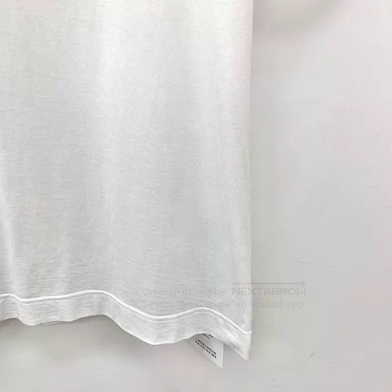 Givenchy Givenchy White Letter Print Cotton Crew Neck Short-Sleeve Size US XL / EU 56 / 4 - 4 Thumbnail