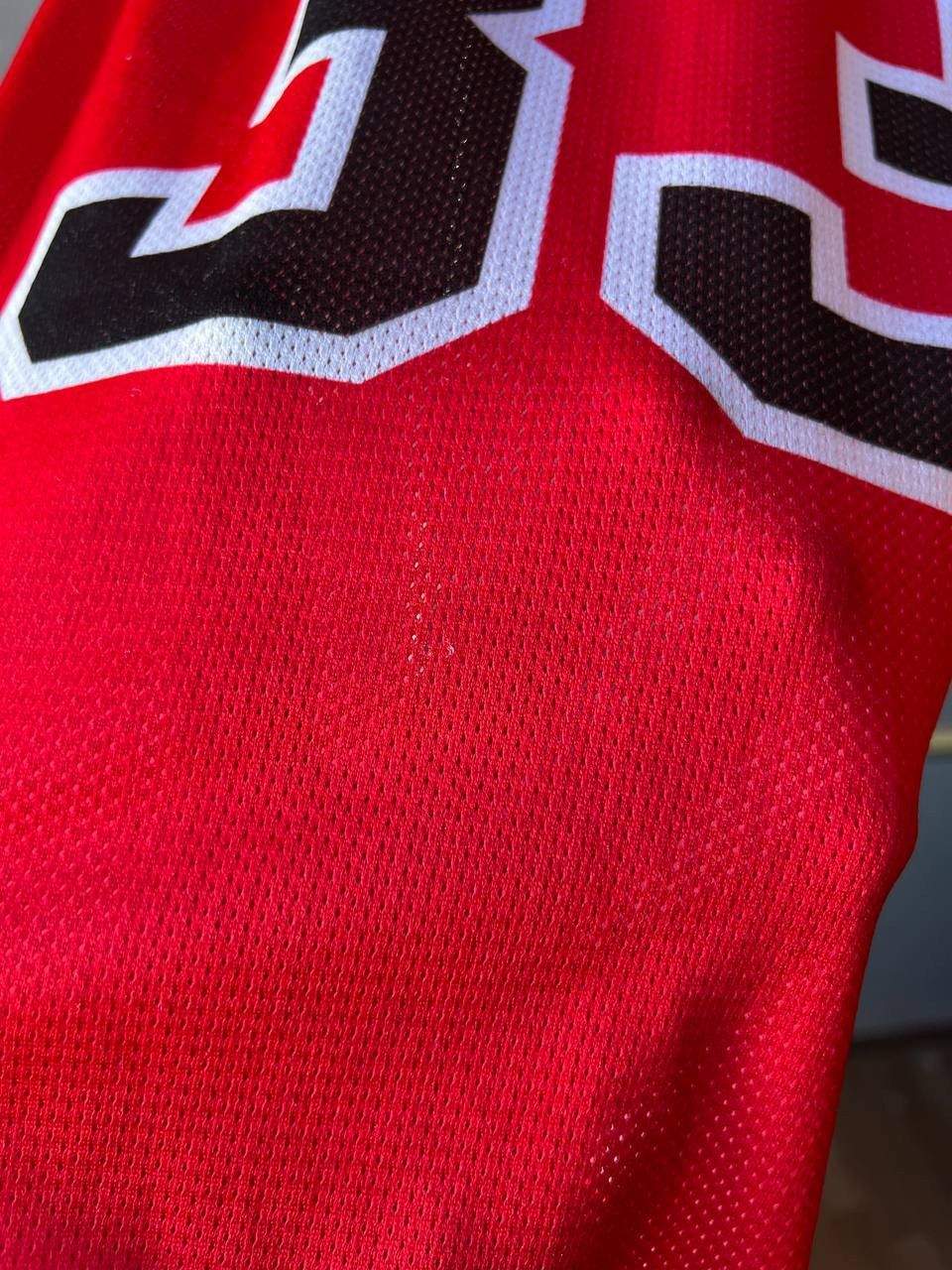 NBA NBA CHICAGO BULLS #33 PIPPEN 90’S BASKETBALL JERSEY RARE M Size US M / EU 48-50 / 2 - 20 Thumbnail