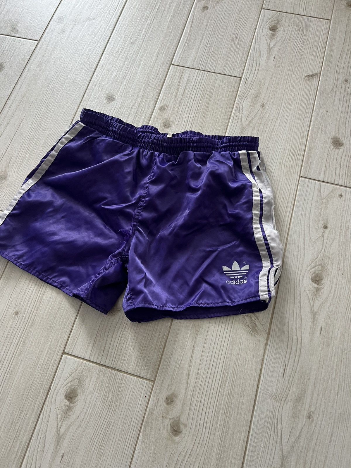 Adidas 1990s ADIDAS VINTAGE SHORTS FOOTBALL SOCCER RUNNING PURPLE Size US 30 / EU 46 - 1 Thumbnail
