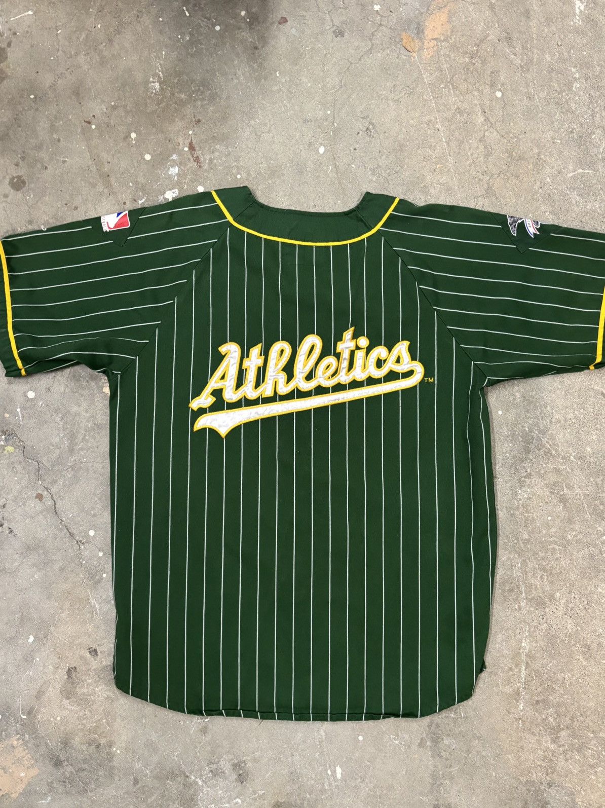 Starter Vintage Oakland Athletics Starter Jersey Pinstripe 90s MLB Size US M / EU 48-50 / 2 - 4 Thumbnail