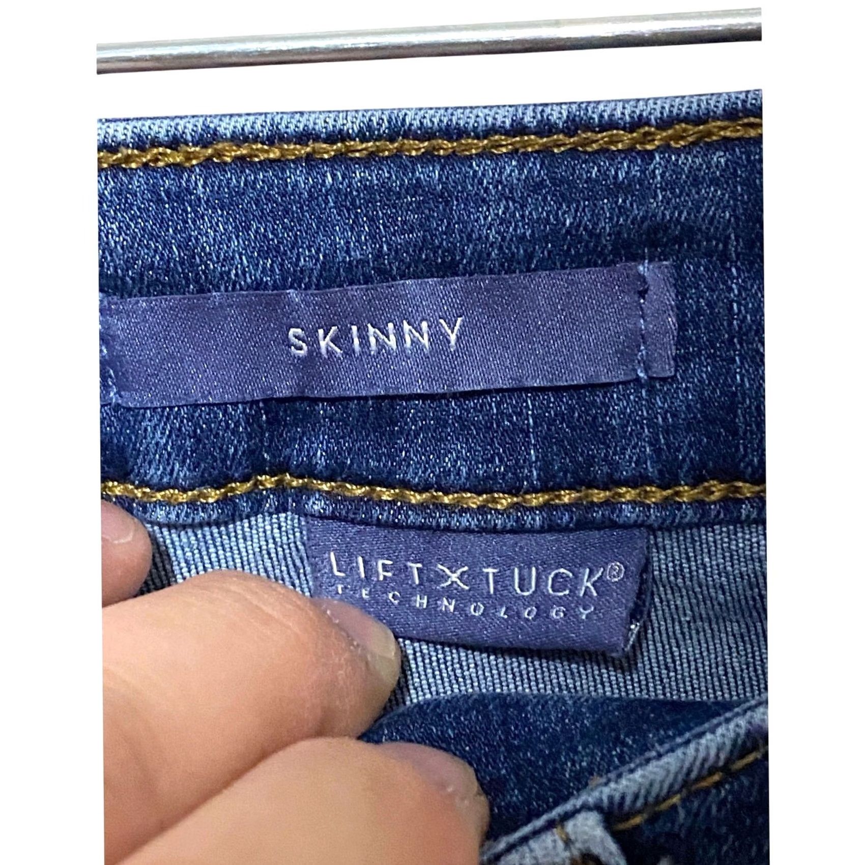 NYDJ VINTAGE NYDJ Skinny Jeans 4 Shaping Lift Tuck Stretch Normcore Preppy Denim Casual Blue Women 4 Regular Dark Stretch Jeans Size 27" / US 4 / IT 40 - 7 Thumbnail