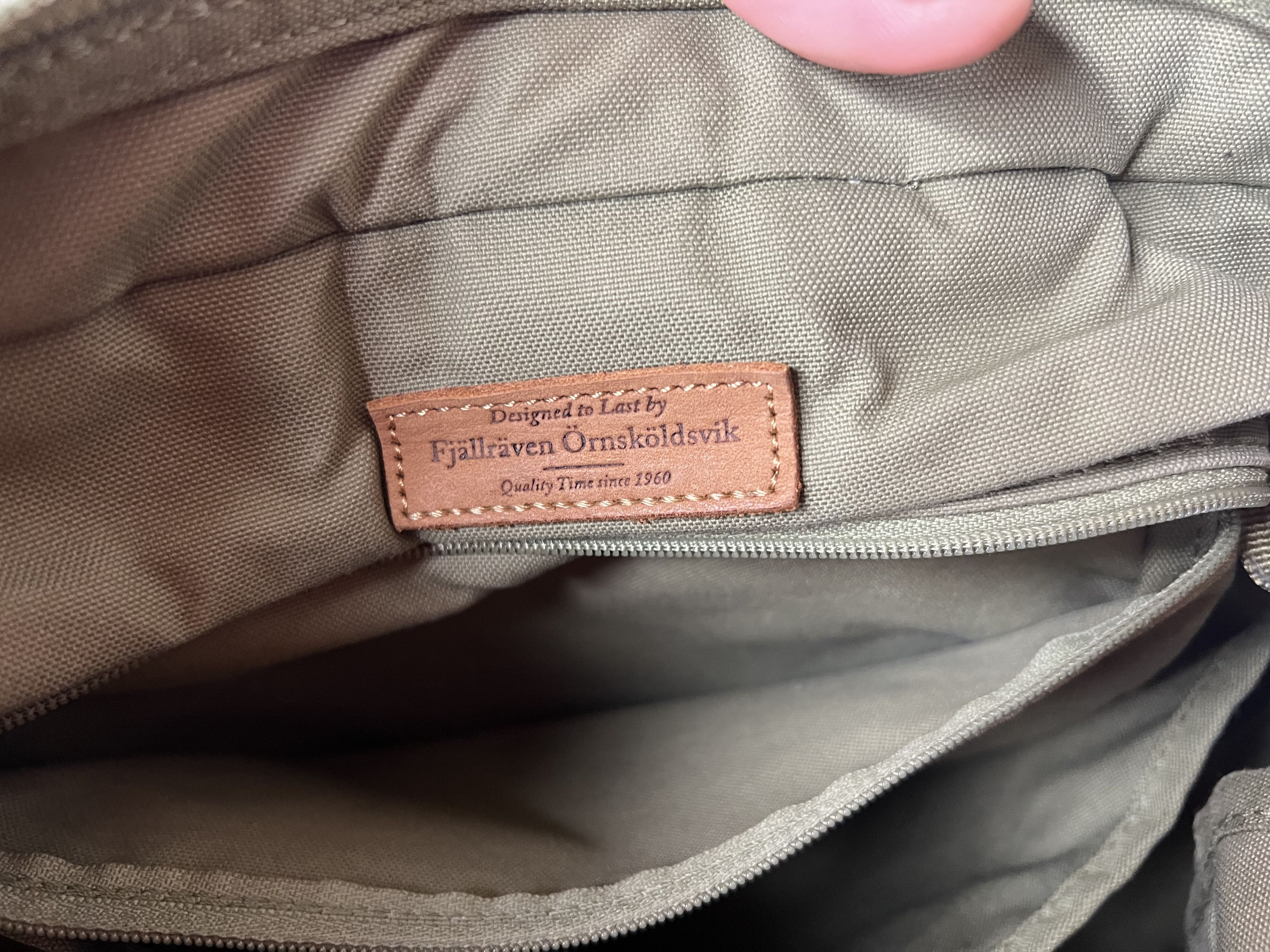 Longchamp FJALLRAVEN G-1000 TOTEPACK NO.1 TRAVEL SHOULDER BAG BACKPACK Size ONE SIZE - 8 Thumbnail