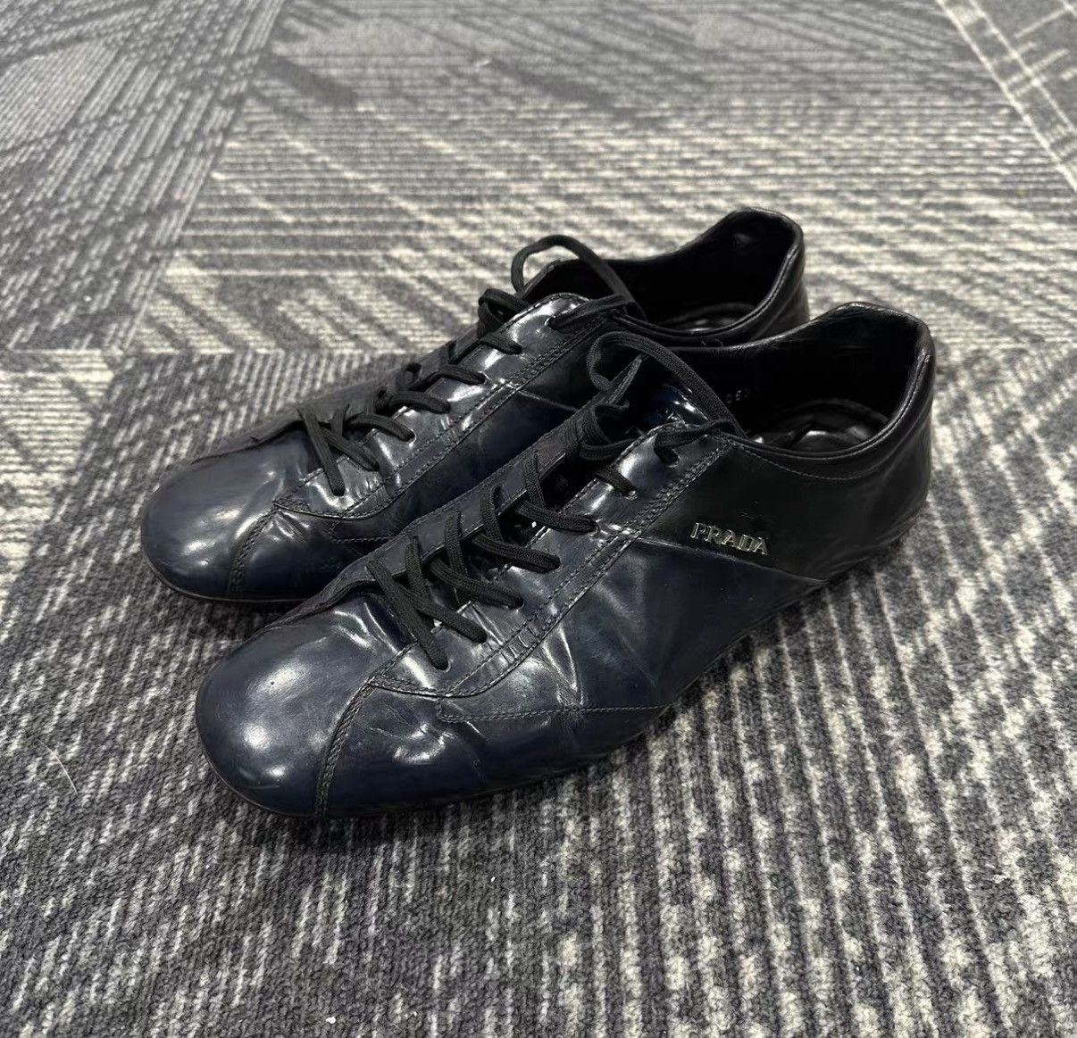 Prada Prada Black & Blue Racing Leather Shoes J42 Size US 7 / EU 40 - 1 Thumbnail