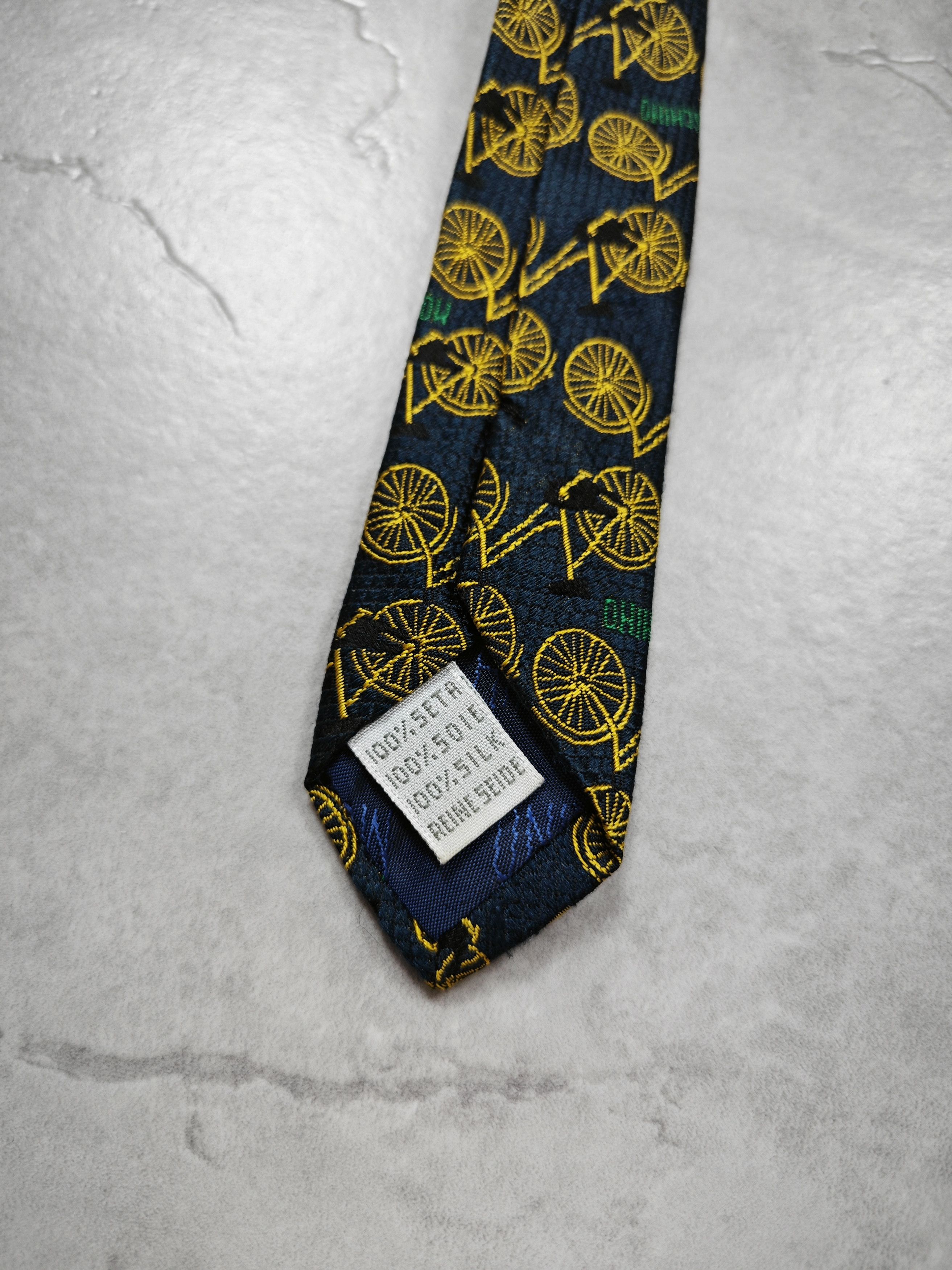 Moschino Moschino Vintage Silk Tie Size ONE SIZE - 4 Thumbnail