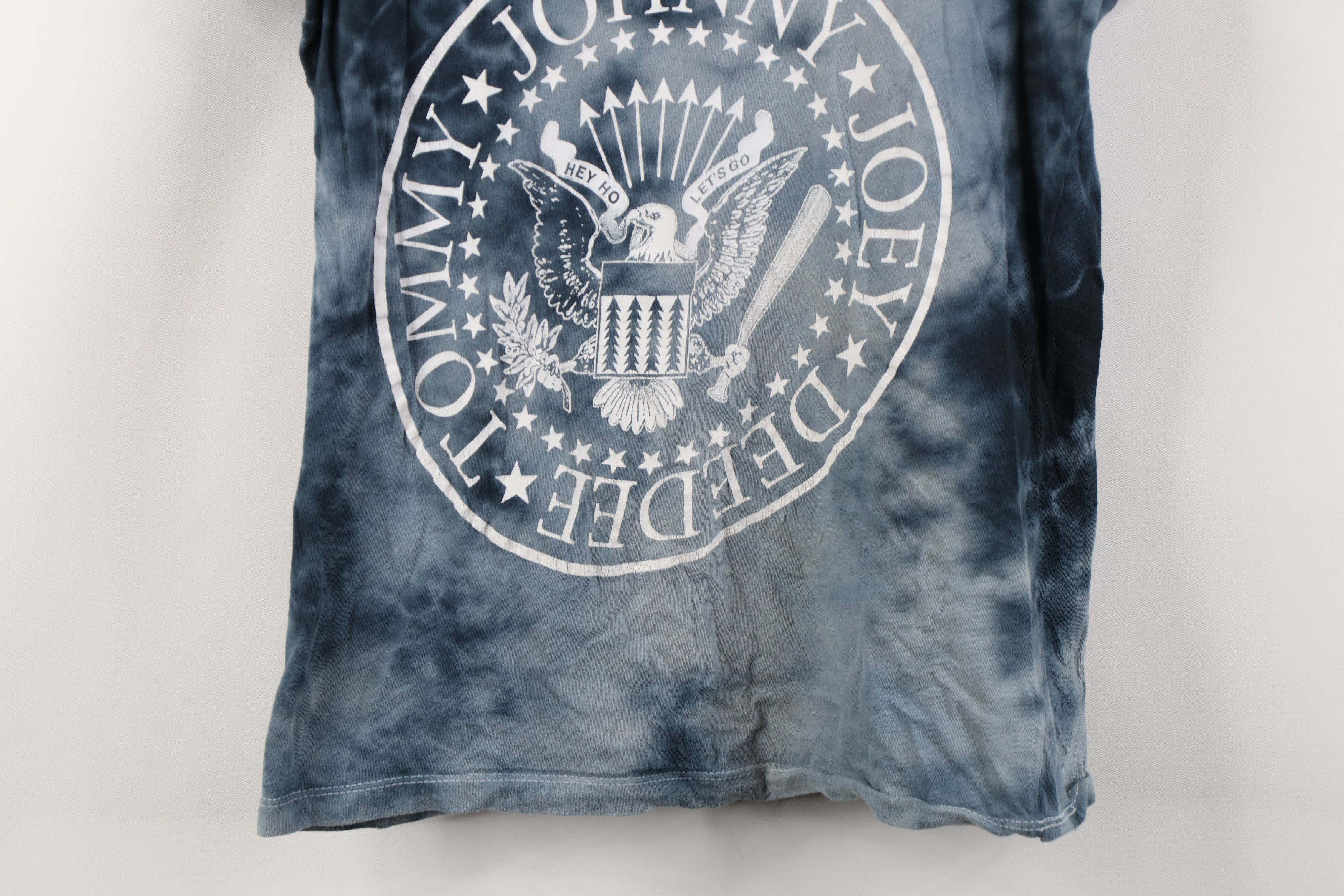 Vintage Vintage Y2K Let's Go The Ramones Band Short Sleeve T-Shirt Size M / US 6-8 / IT 42-44 - 3 Thumbnail