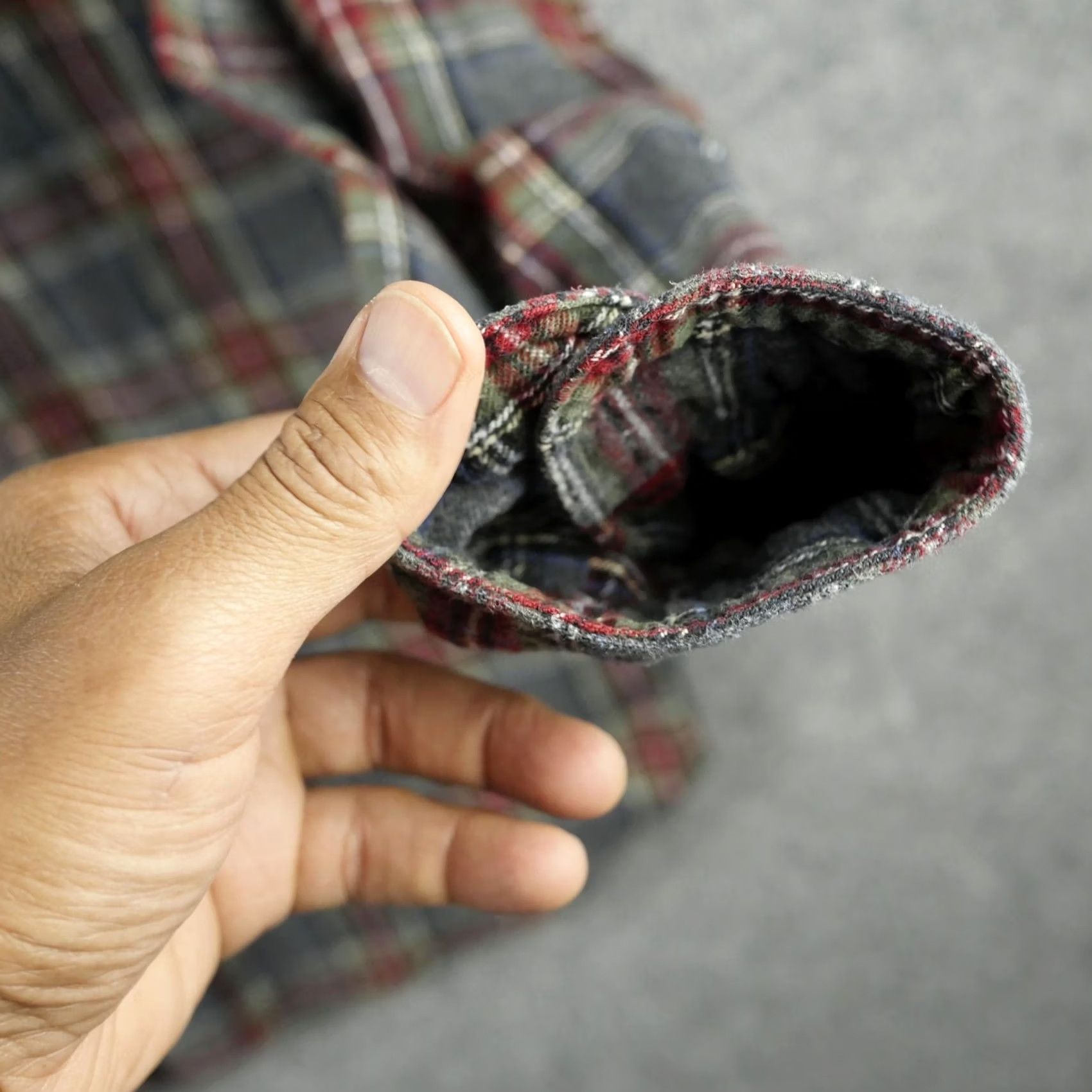 Vintage VINTAGE LL Bean Shirt Mens MT Gray Plaid Flannel Button Down Long Sleeve Traditional Fit Size US M / EU 48-50 / 2 - 6 Thumbnail