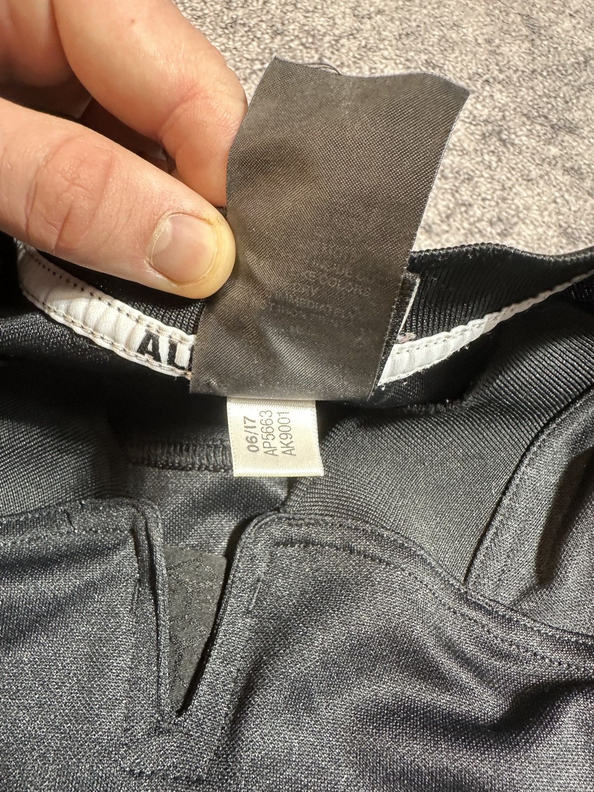Adidas Adidas All Blacks New Zealand AIG Rugby Jersey Streetwear L Size US L / EU 52-54 / 3 - 6 Thumbnail