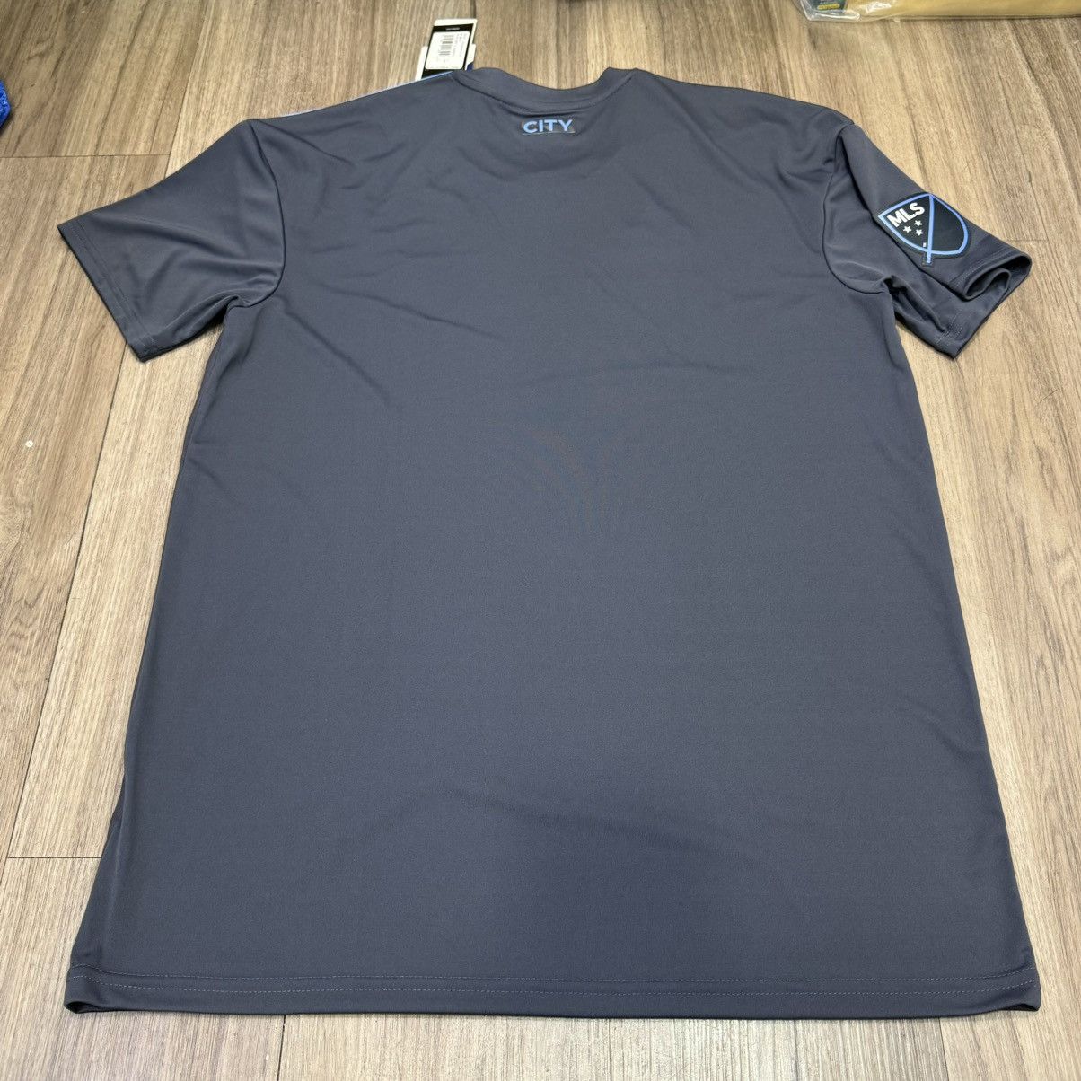 Adidas New york city 18/19 away shirt (bnwt) Size US L / EU 52-54 / 3 - 2 Thumbnail