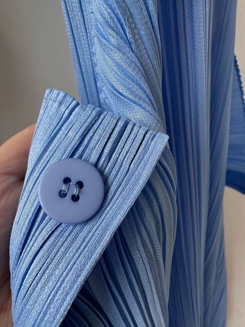 Issey Miyake Issey Miyake size:2 Sky-blue pleated dress Size XS / US 0-2 / IT 36-38 - 9 Thumbnail
