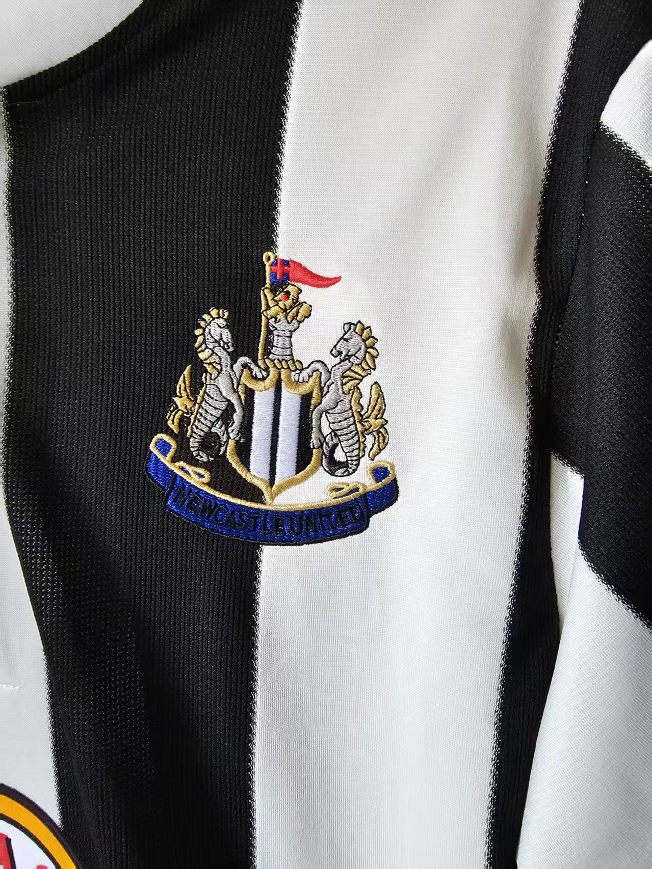 Other 1995 1997 Newcastle Jersey Size US S / EU 44-46 / 1 - 7 Thumbnail