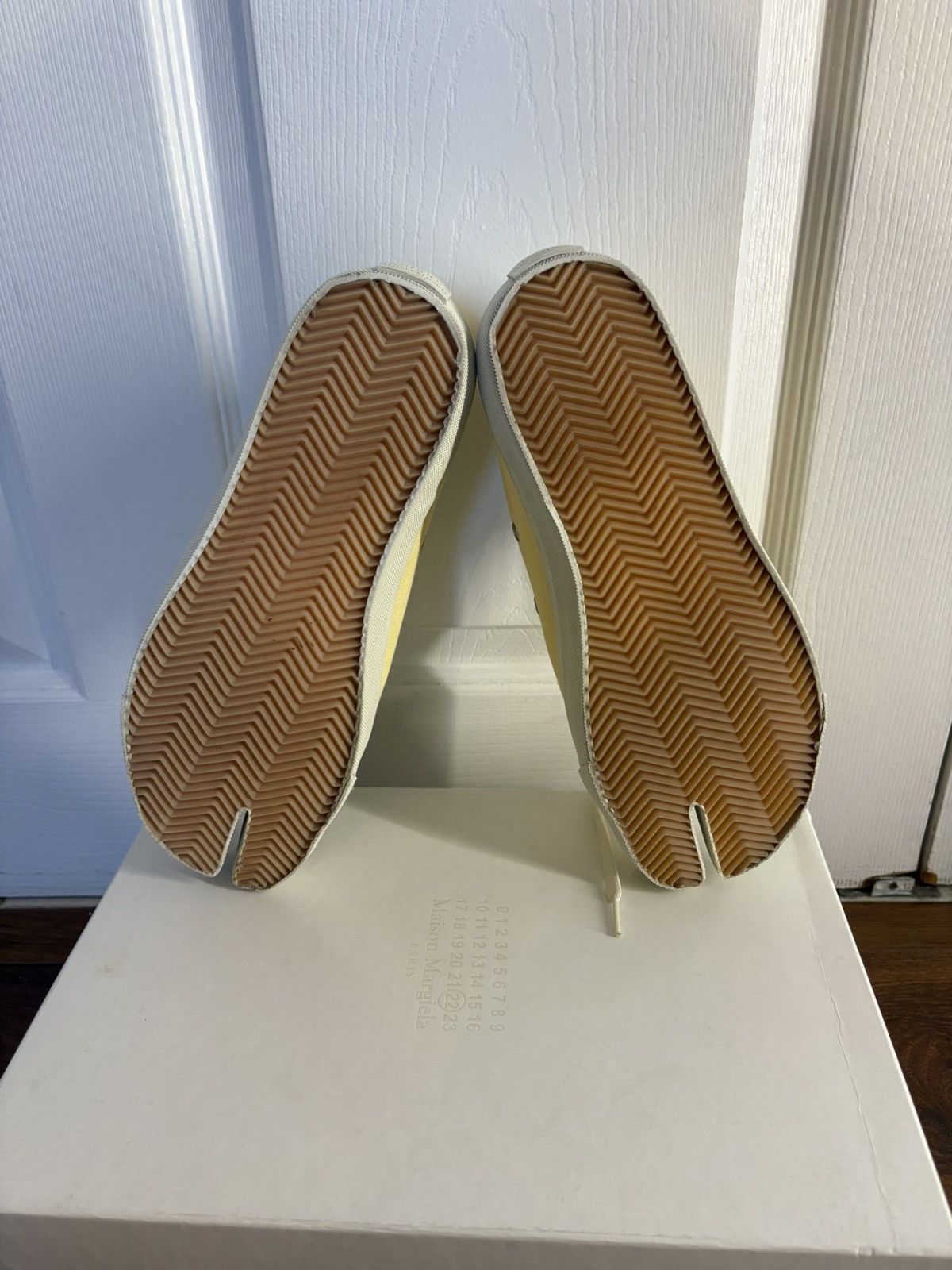 Maison Margiela Low top tabi sneaker Size US 8 / EU 41 - 5 Thumbnail