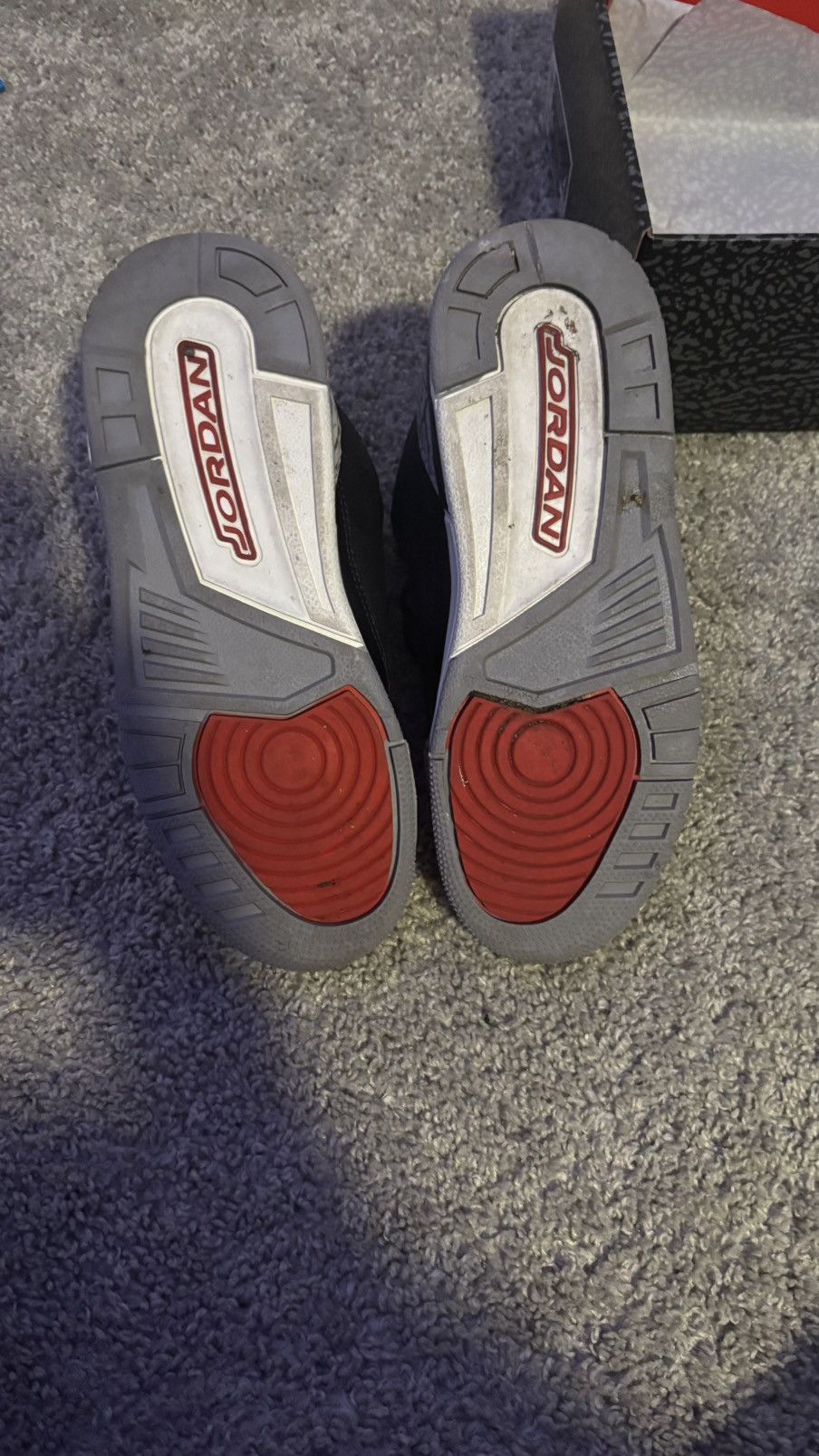 Nike Jordan 3 cements Size US 5 / EU 37 - 3 Thumbnail