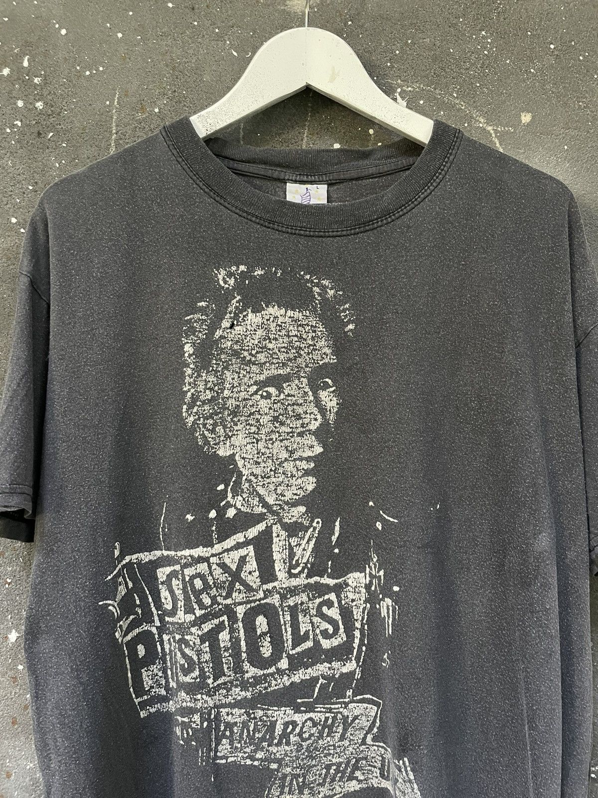 Band Tees 💥RARE💥 Sex Pistols Sid Vicious Vintage 90’s T-Shirt Size US L / EU 52-54 / 3 - 2 Thumbnail