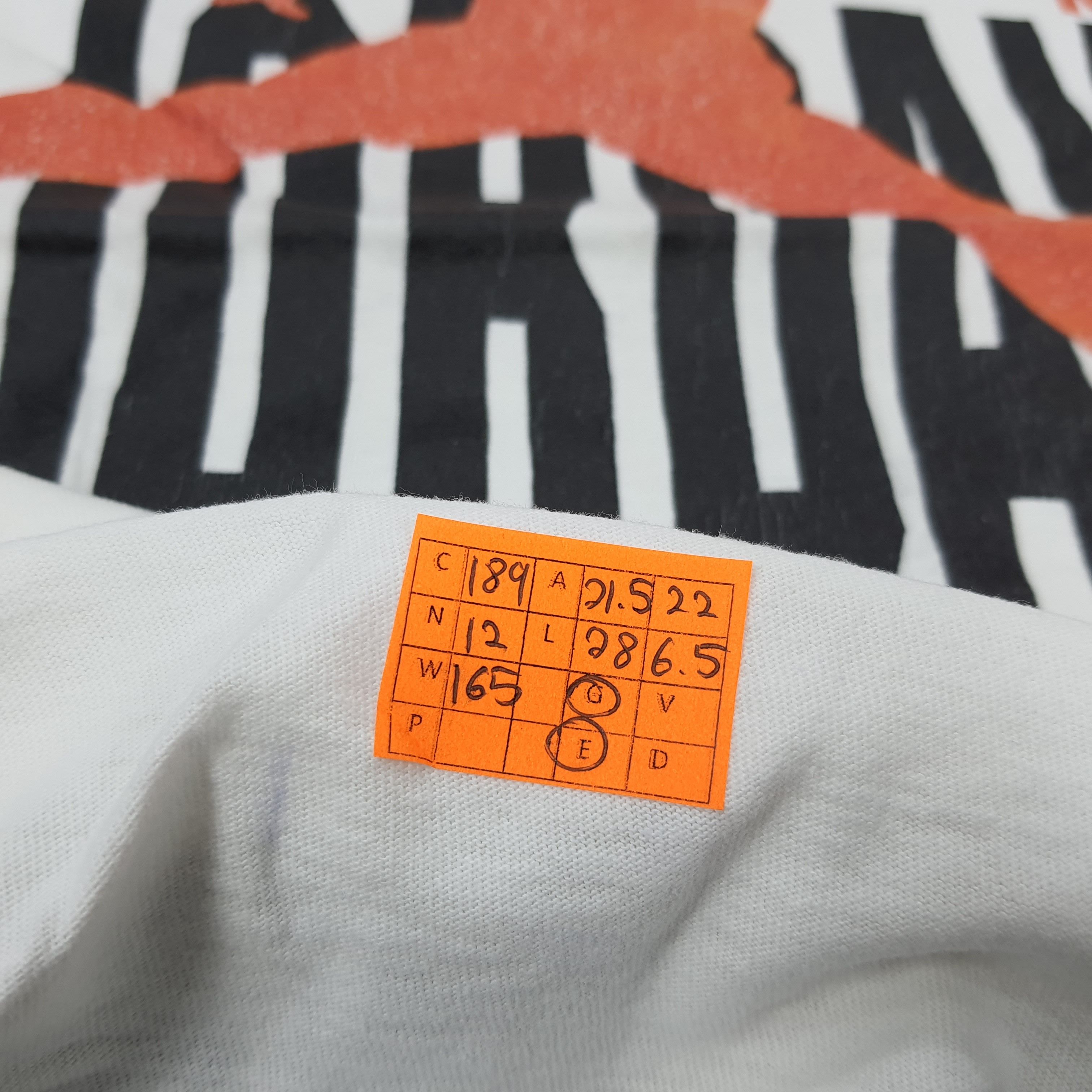 Nike × Vintage Vintage Nike Air Jordan Tshirt Size US L / EU 52-54 / 3 - 5 Thumbnail