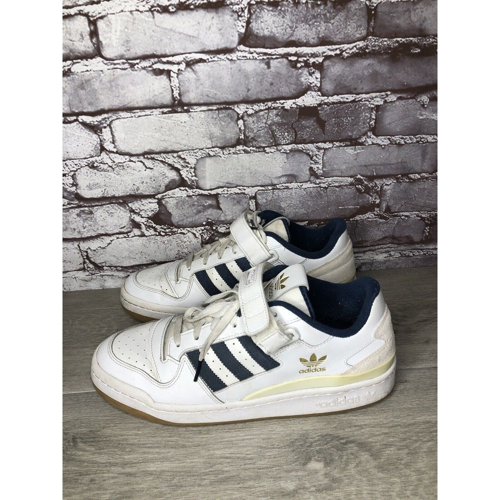 Adidas Adidas Originals Forum Low GY2648 White Navy Gum Basketball Size US 10.5 / EU 43-44 - 17 Thumbnail
