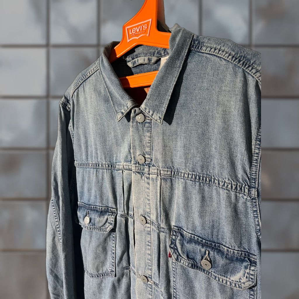 Levi's VINTAGE Levi’s Trucker XL Jacket Men 48in Chest Denim Blue 2015 Workwear Vintage-Style Pleated Front Size US XL / EU 56 / 4 - 1 Thumbnail